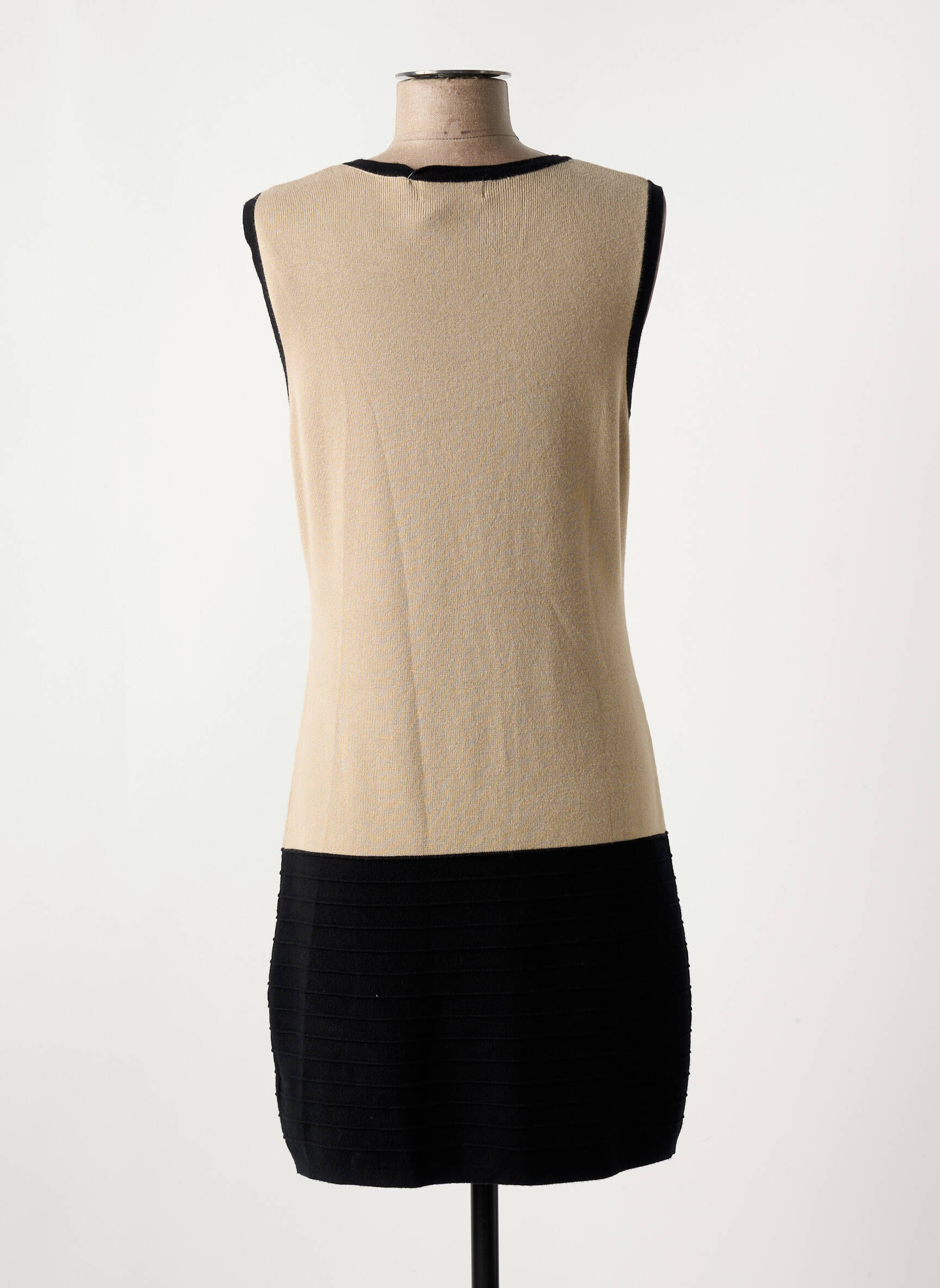 Megztinė suknelė tiesi kirpimas be rankų bežinis CRISTINA moteris