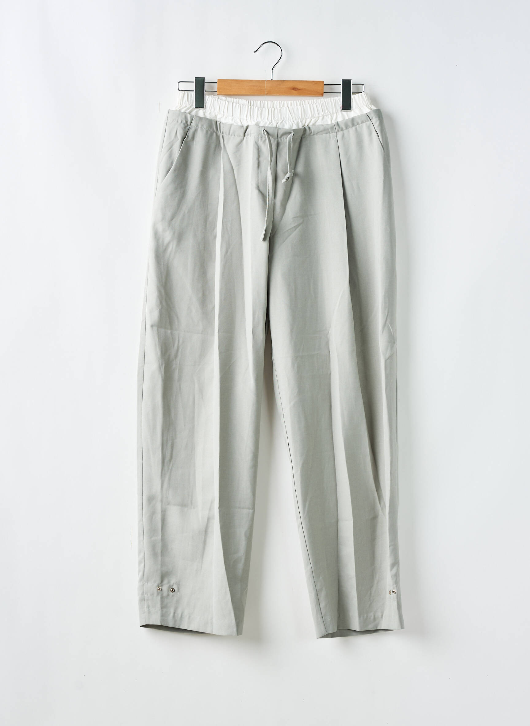 Tiesi kelnė krepos audinys normala dydis pilka BESIDE YOU moteris