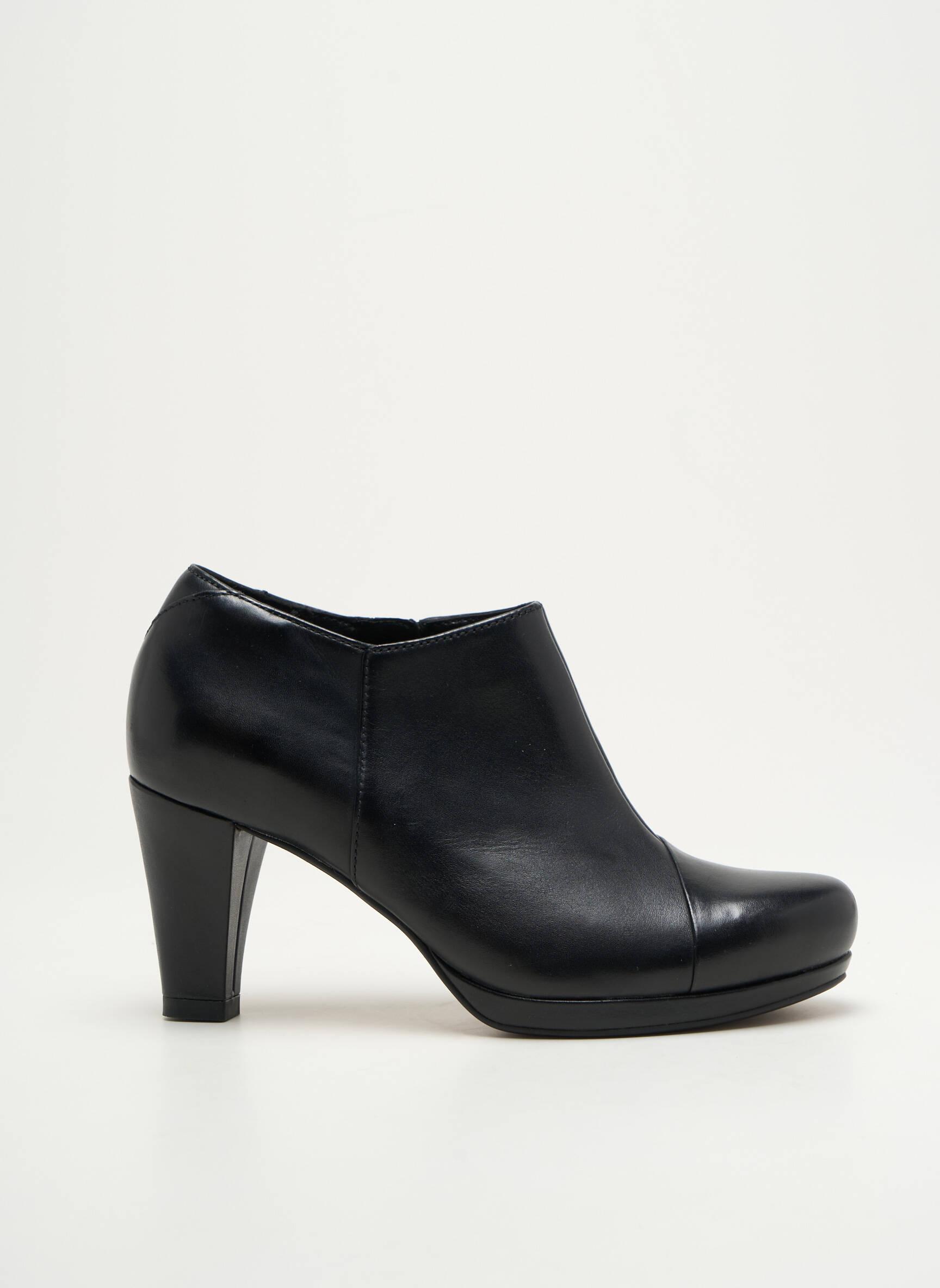 Batai/botai lygus medžiaga kulnas nuo 4 iki 6 cm juodas CLARKS moteris