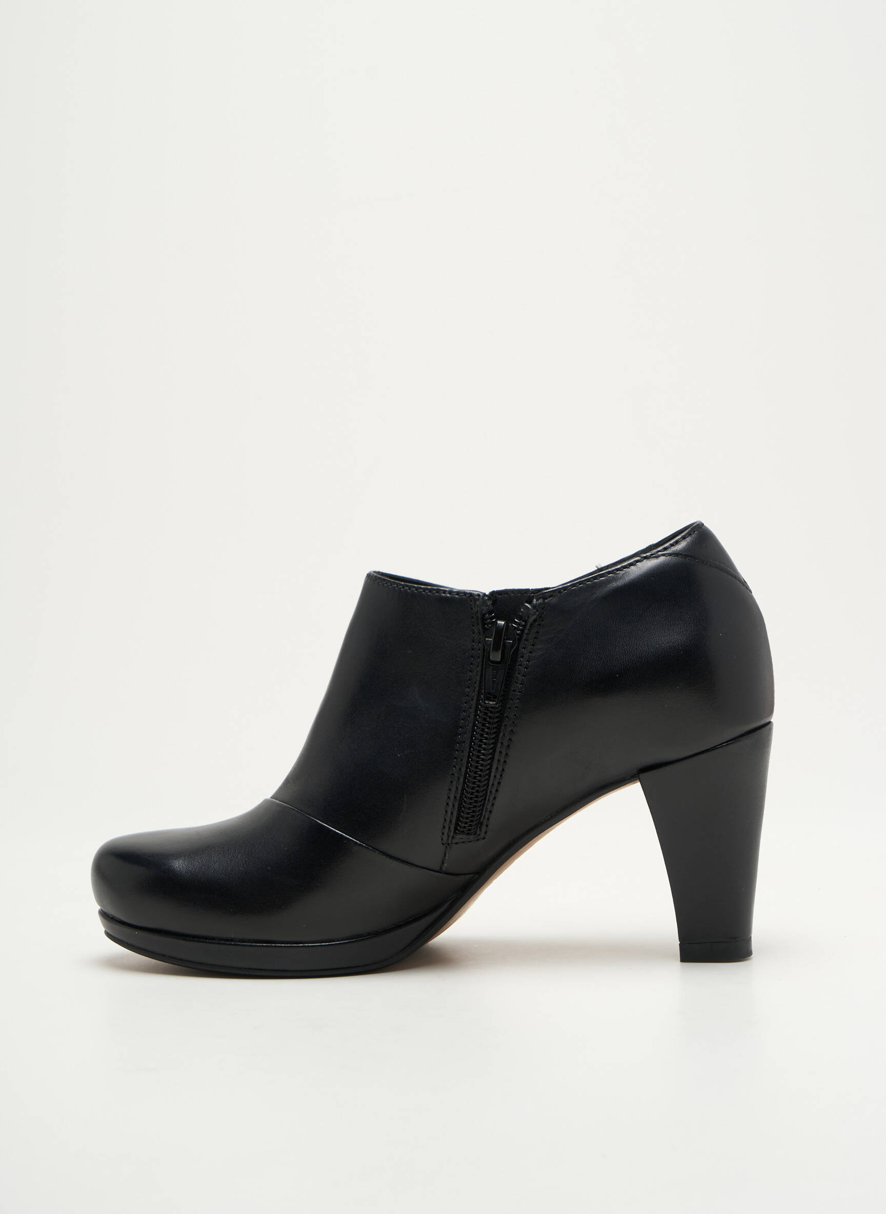 Batai/botai lygus medžiaga kulnas nuo 4 iki 6 cm juodas CLARKS moteris