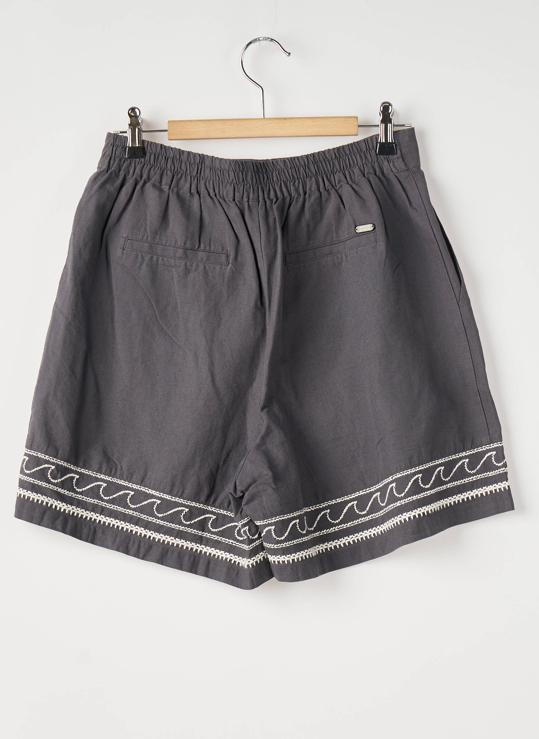 Šortas užtrauktukas po atvartu su kabliu normala dydis pilka SCOTCH & SODA moteris
