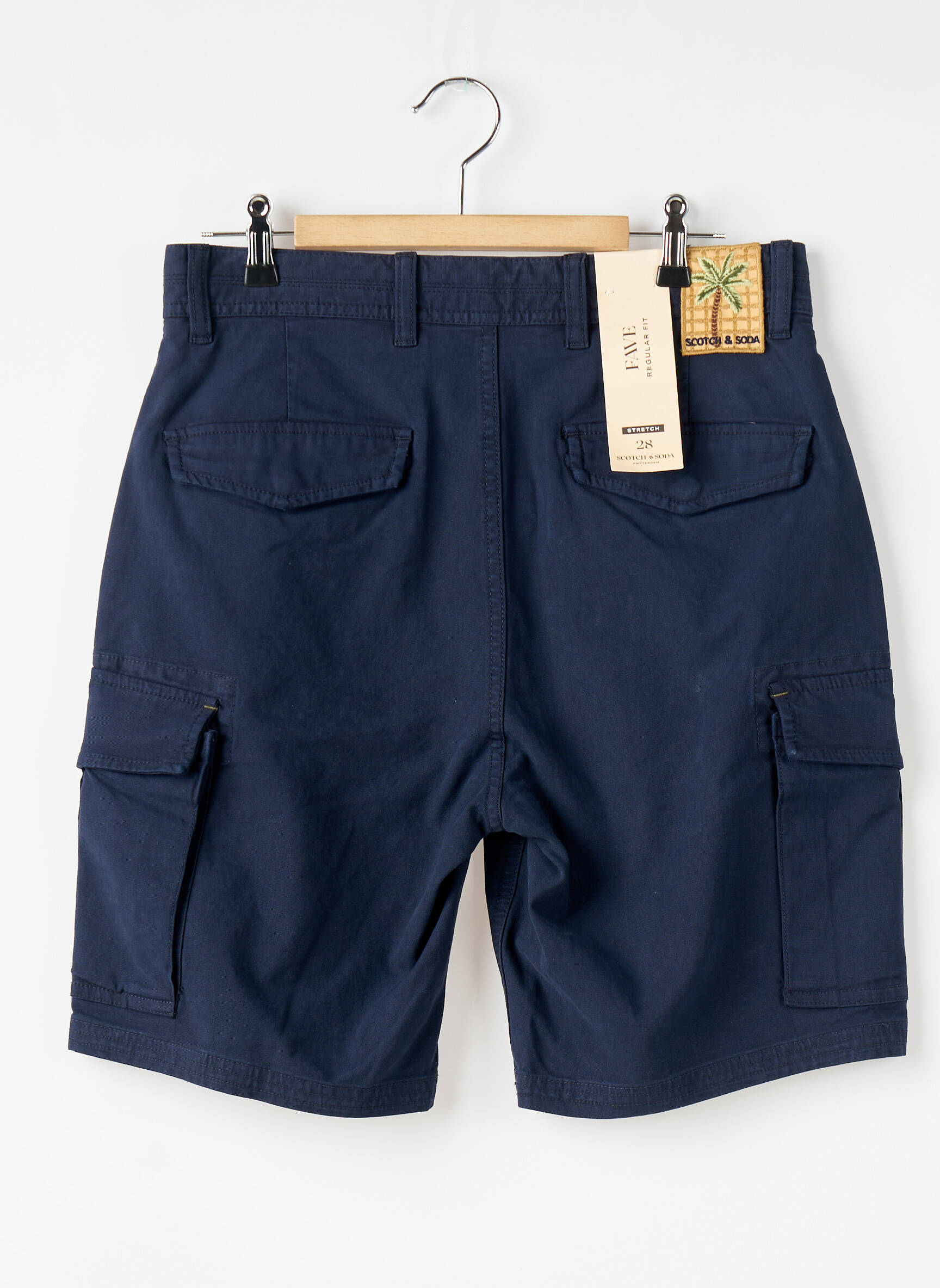 Bermudas popelinos audinys, kuris pasižymi lygiu ir tankiu paviršiumi. normala dydis mėlyna SCOTCH & SODA moteris