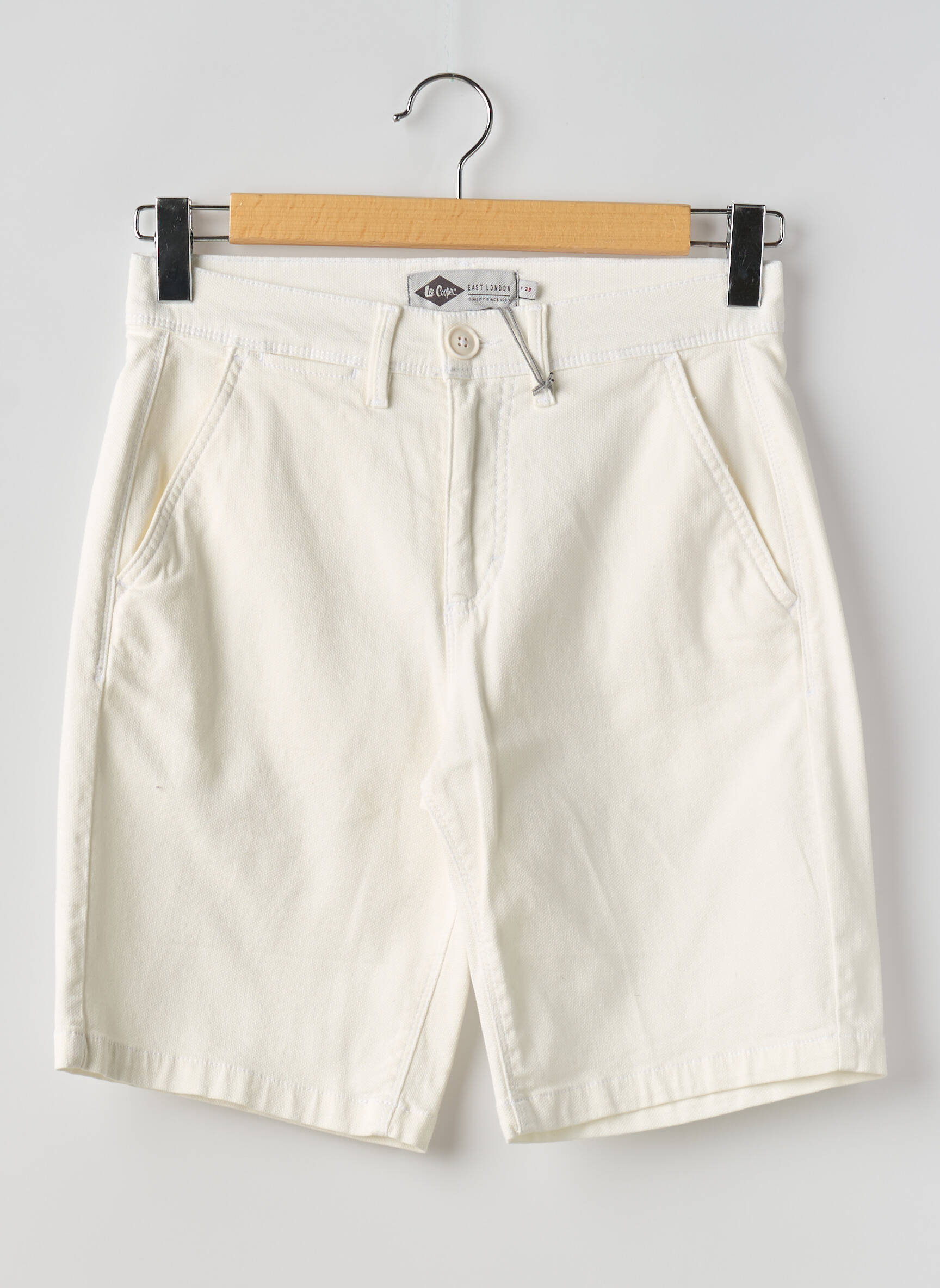 Bermudas tamprumas normala dydis baltas LEE COOPER vyras