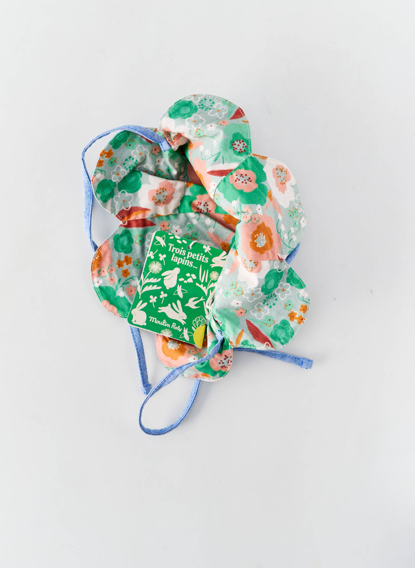 Skrybėlė bobos forma mėlyna MOULIN ROTY mergina