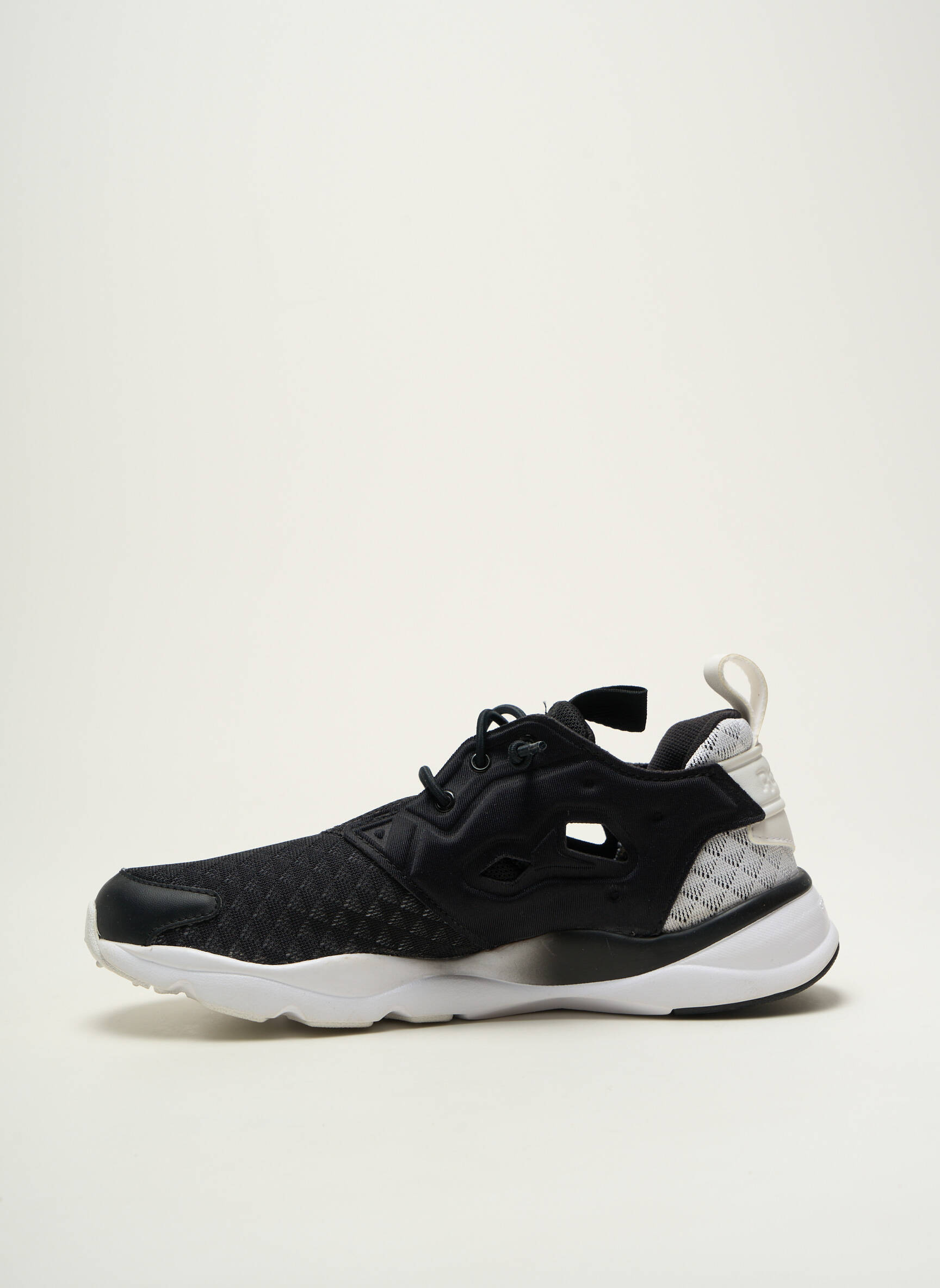 Bėgimo bateliai elastinė uždarymo sistema plokščias kulnas iki 3 cm juodas REEBOK moteris