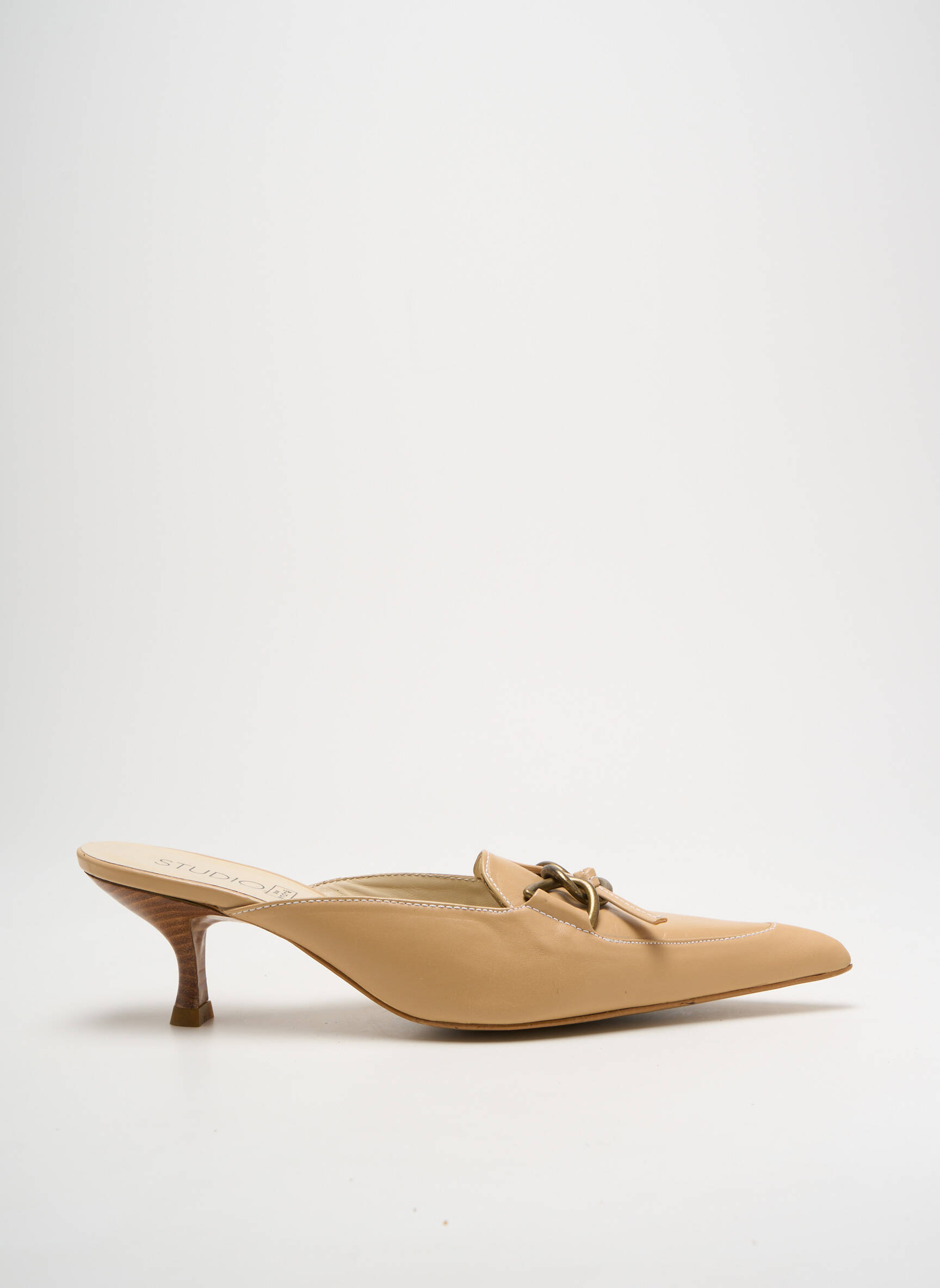 Mule/sabotai satino audinys kulnas nuo 4 iki 6 cm bežinis STUDIO moteris