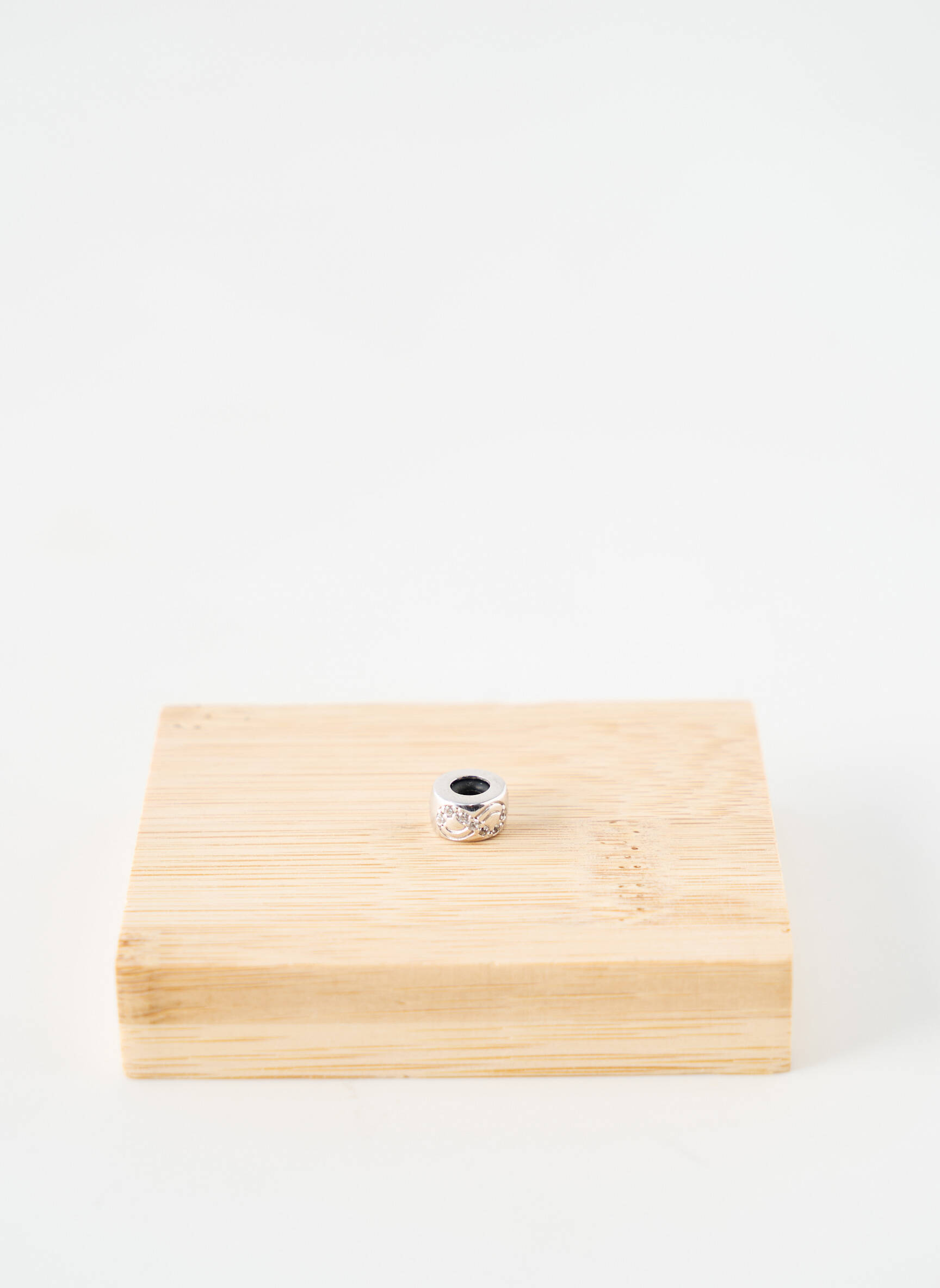 Pakabukas cirkonio oksido ornamentas sidabrinė THABORA moteris