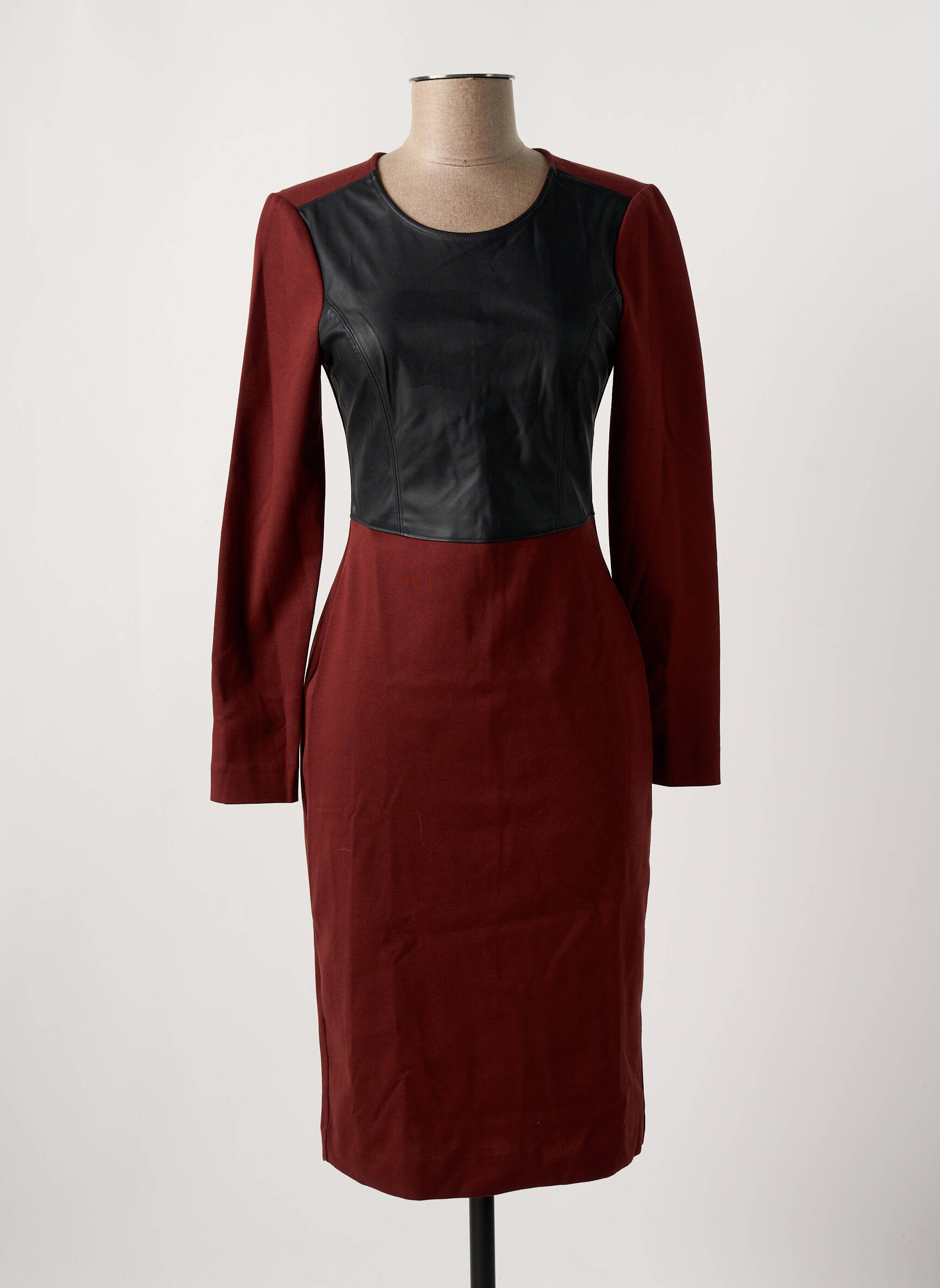 Pusilgių suknelė ilgos rankovės ilgos rankovės raudona BCBGMAXAZRIA moteris
