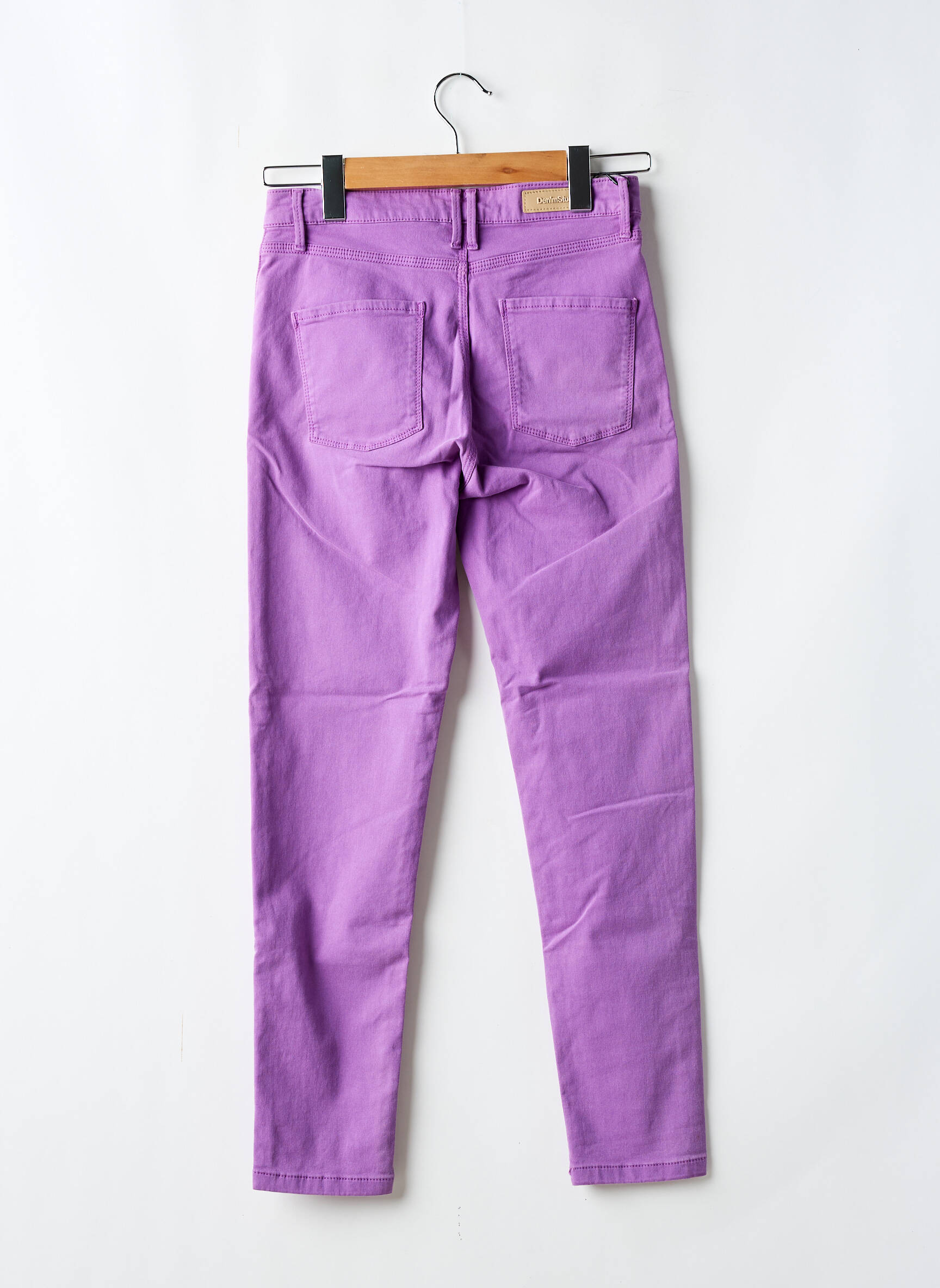 Lieknos kelnės popelinos audinys, kuris pasižymi lygiu ir tankiu paviršiumi. normala dydis violetinis DENIM STUDIO moteris