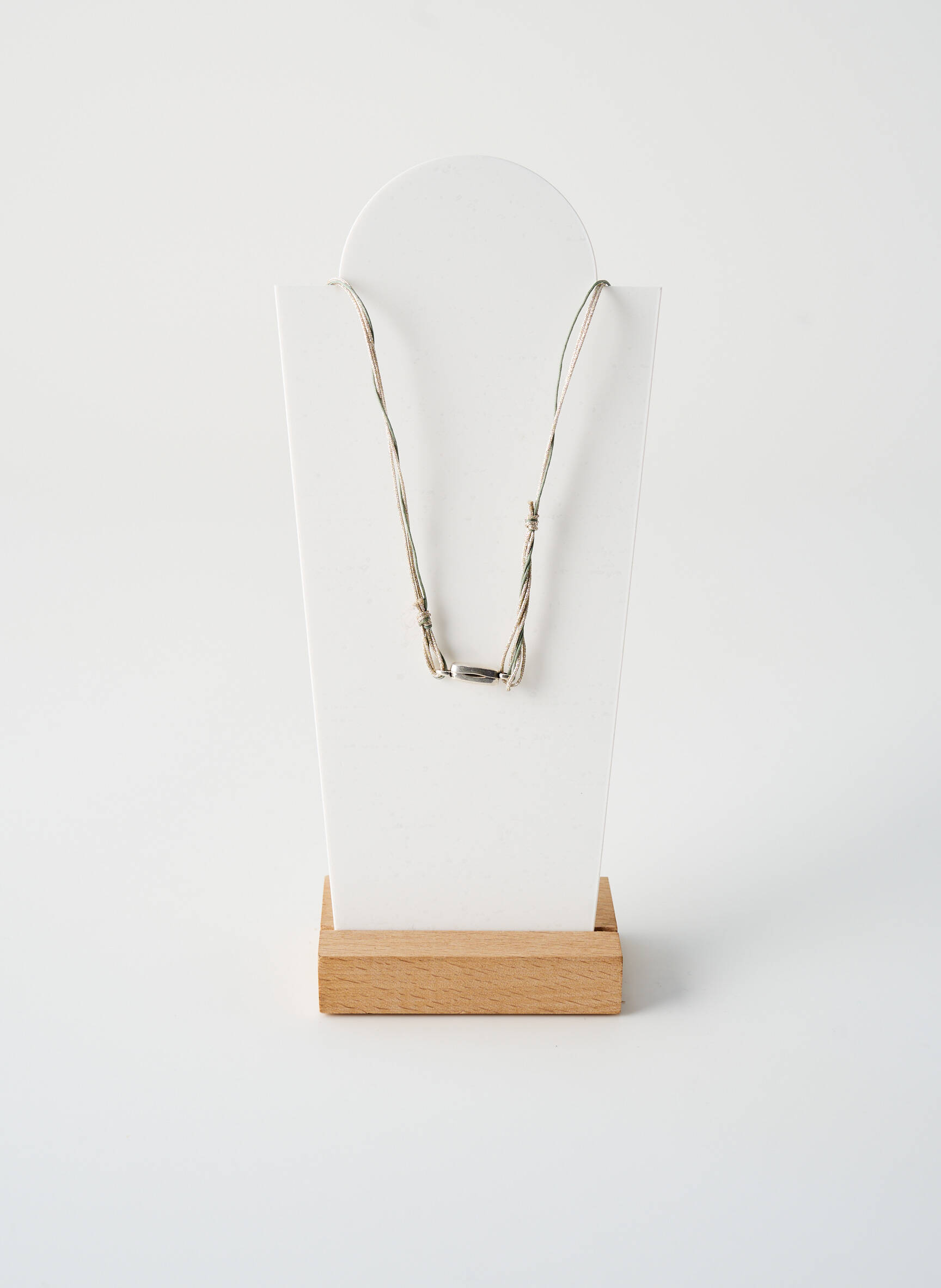 Kaklaraištis perlų ornamentas sidabrinė BY GARANCE moteris