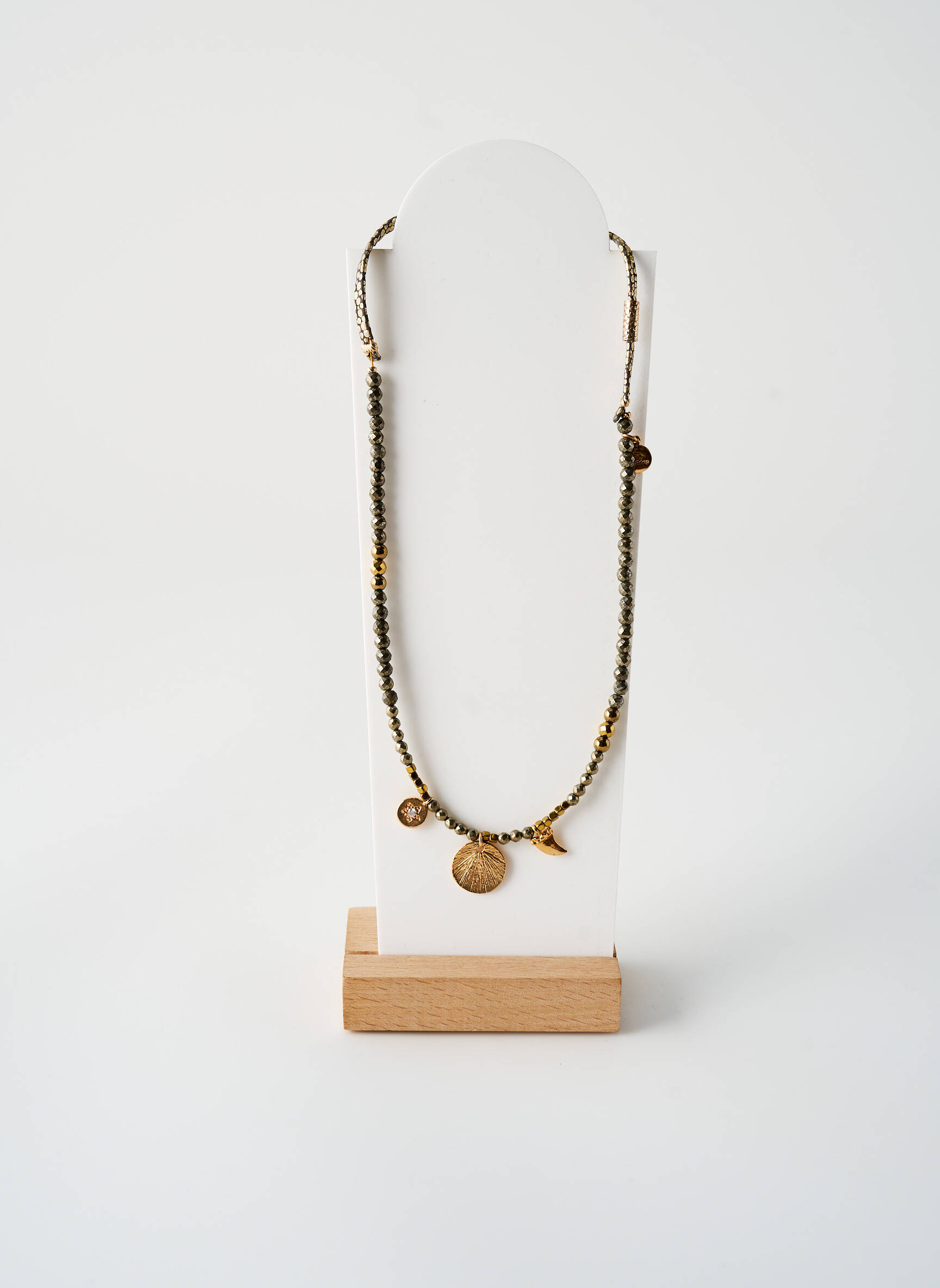 Kaklaraištis perlų ornamentas auksas BY GARANCE moteris