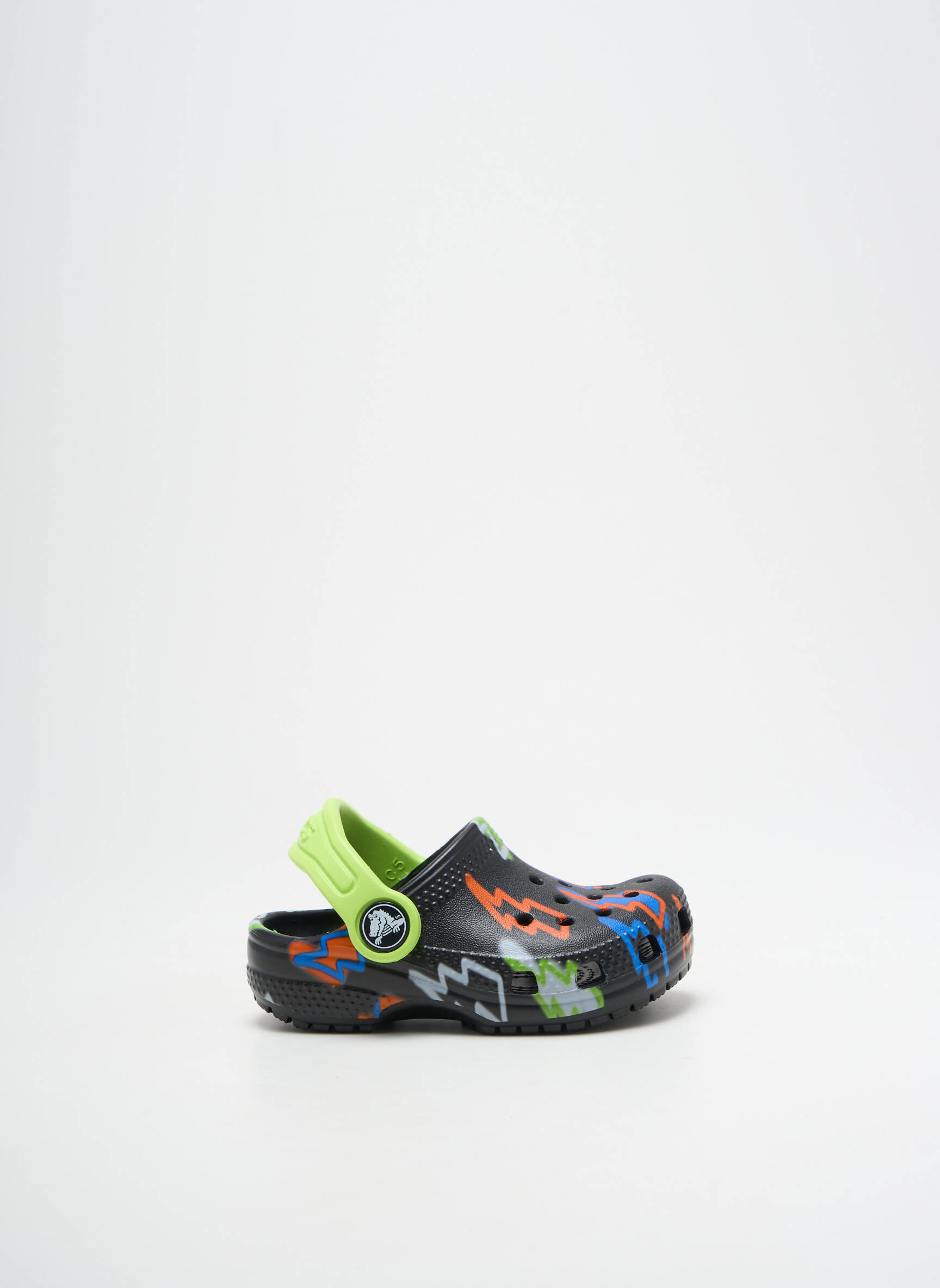 Mule/sabotai apvalus mygtukas apvalus mygtukas juodas CROCS berniukas