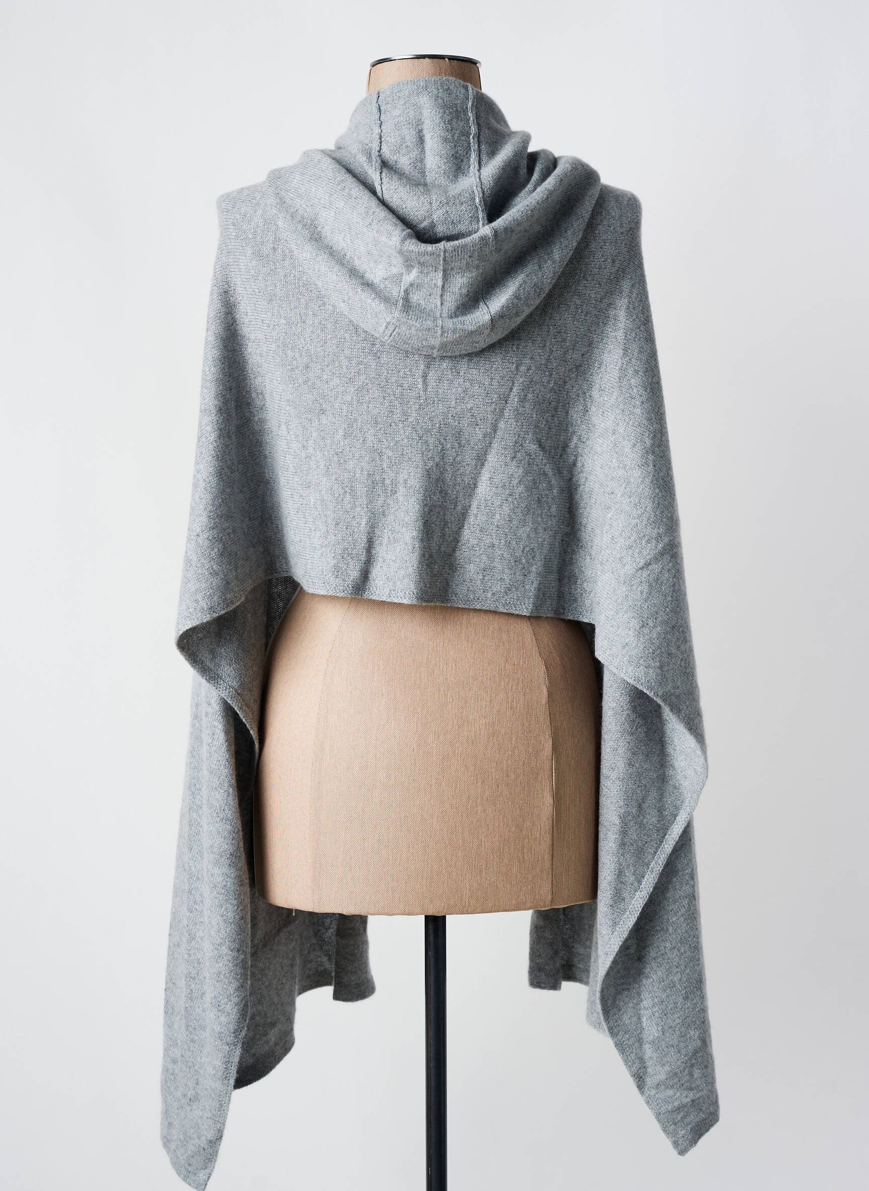 Pončas pilka MAX MARA moteris