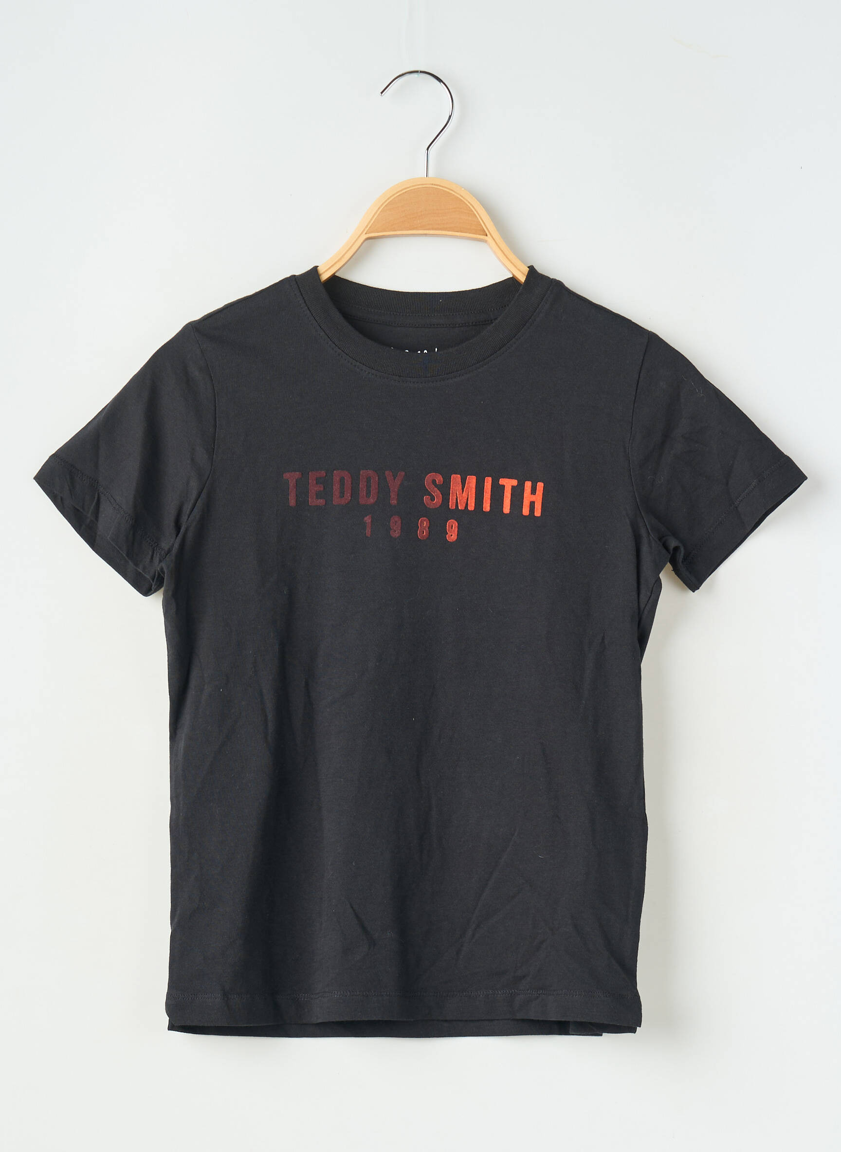 T-marškinys tiesi kirpimas trumpas rankovės juodas TEDDY SMITH mergina