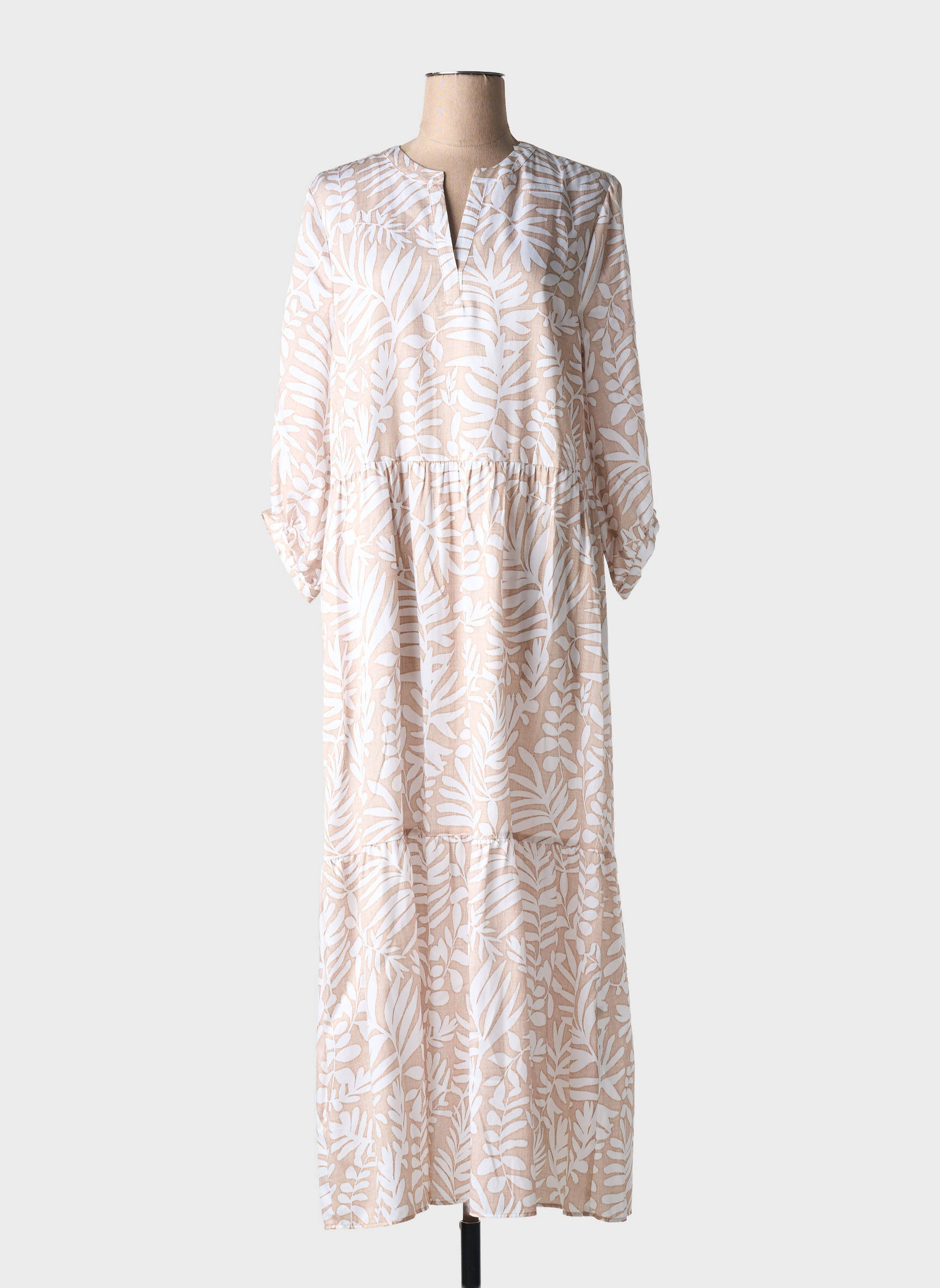 Ilga suknelė gėlių raštas 3/4 rankovės bežinis JUST WHITE moteris