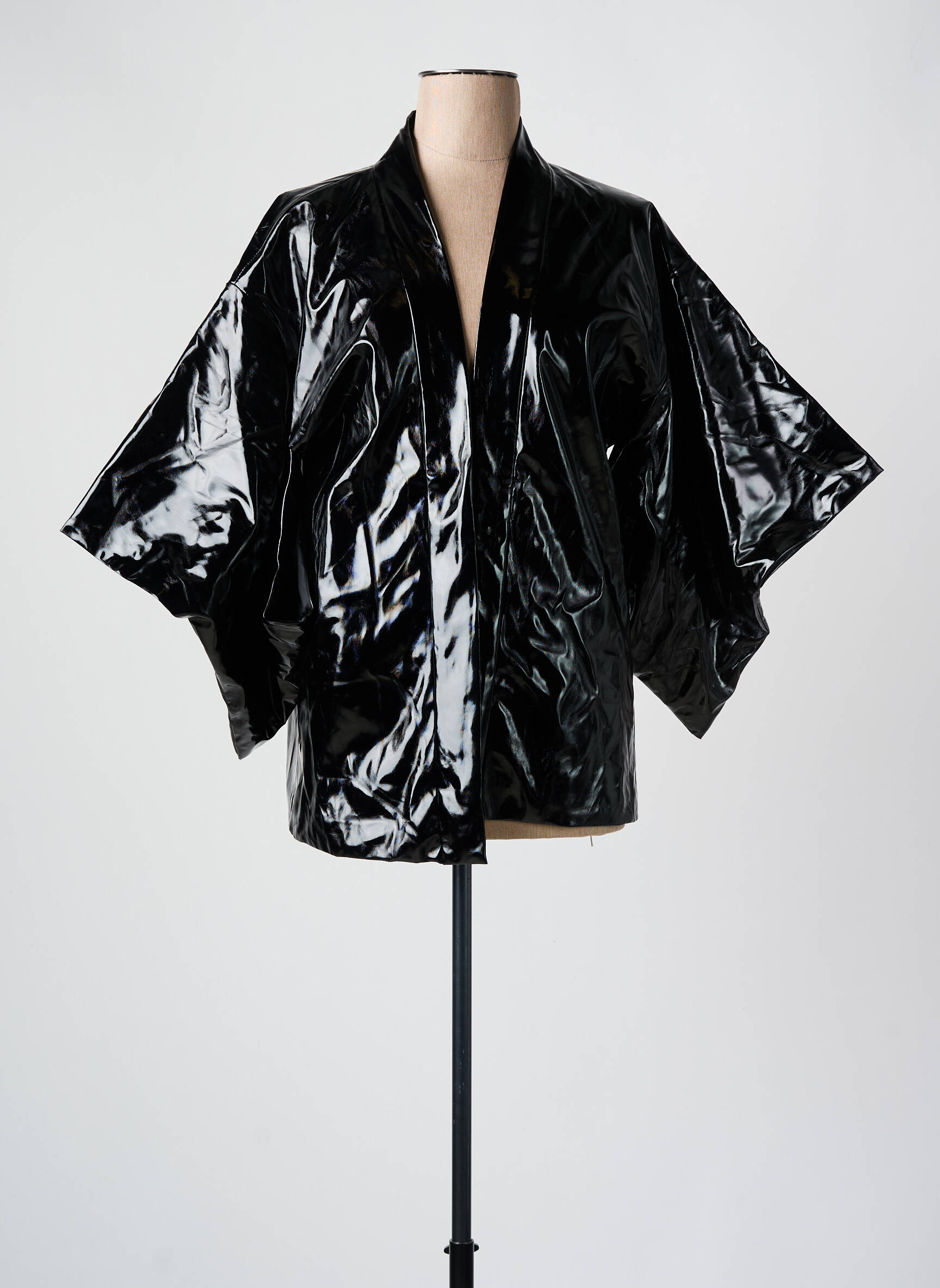 Kimono striukė col v juodas CHROMABLE moteris
