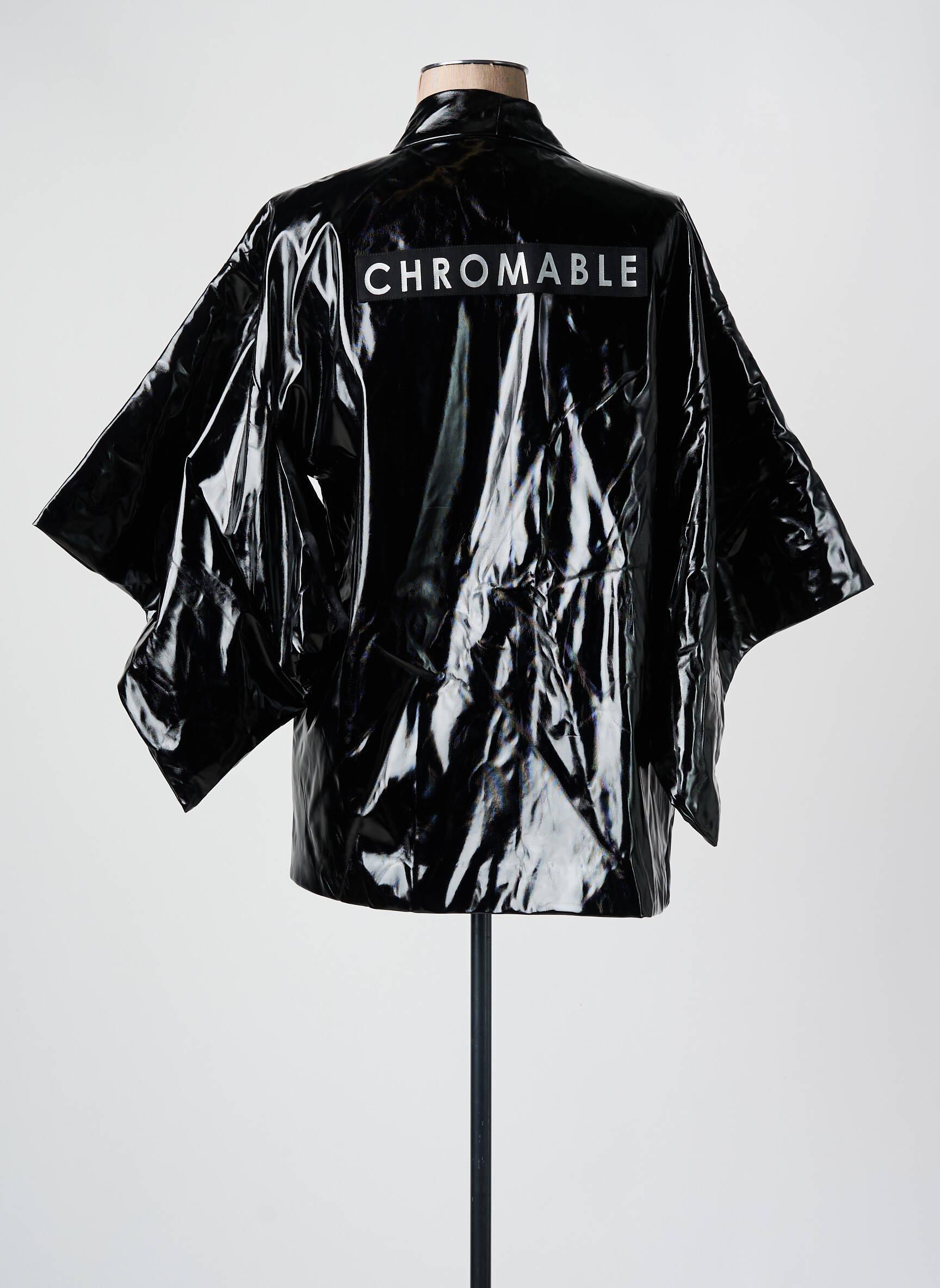 Kimono striukė col v juodas CHROMABLE moteris