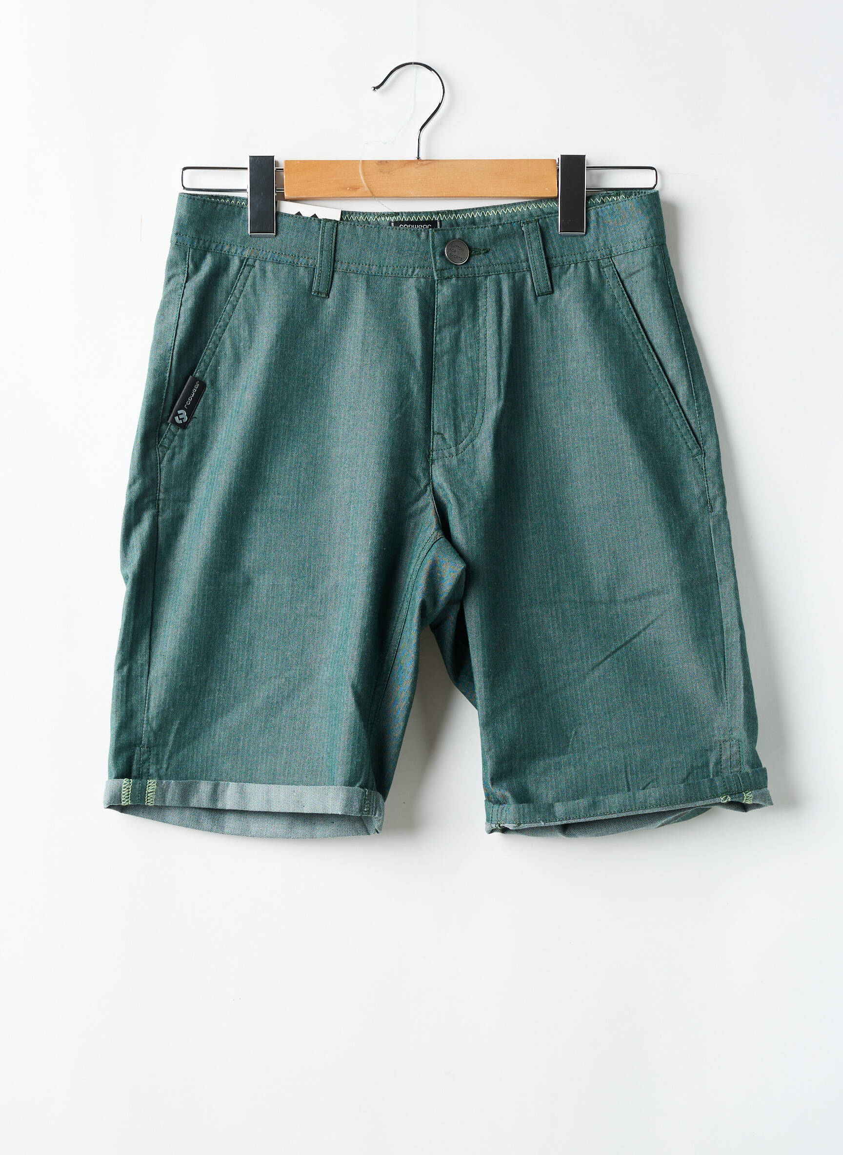 Bermudas popelinos audinys, kuris pasižymi lygiu ir tankiu paviršiumi. normala dydis žalias RAGWEAR vyras