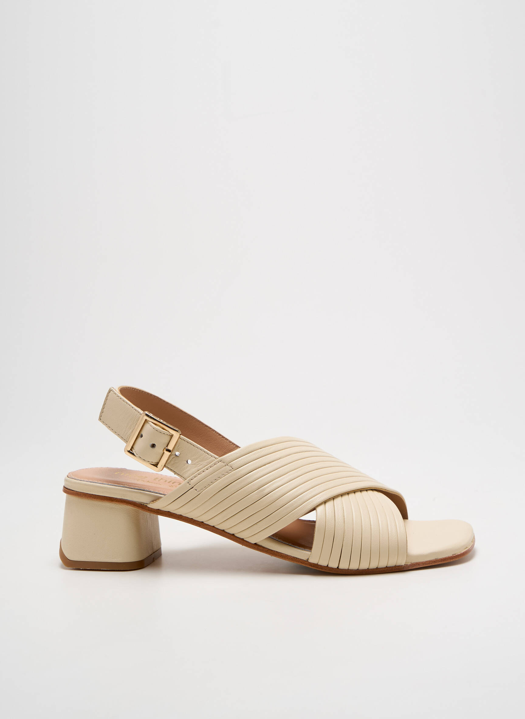 Sandalai/nu pėdos lygus medžiaga kulnas nuo 4 iki 6 cm bežinis NICE THINGS moteris
