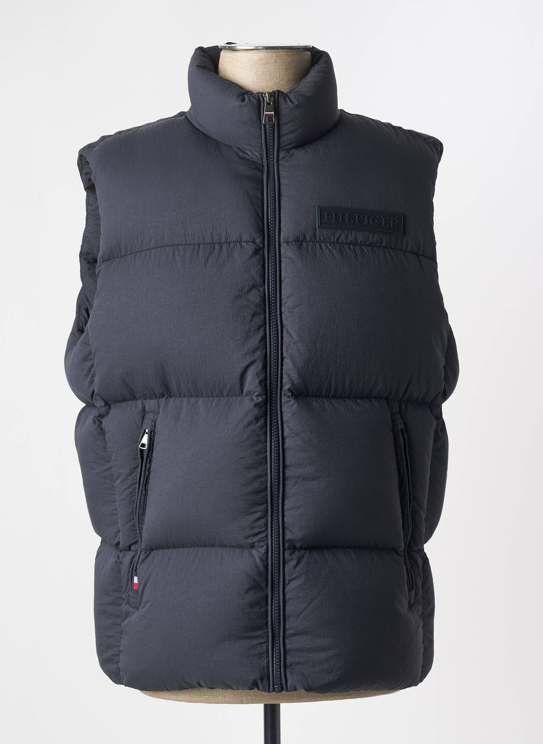 Pūkinė striukė kišenės be gobtuvų juodas TOMMY HILFIGER vyras