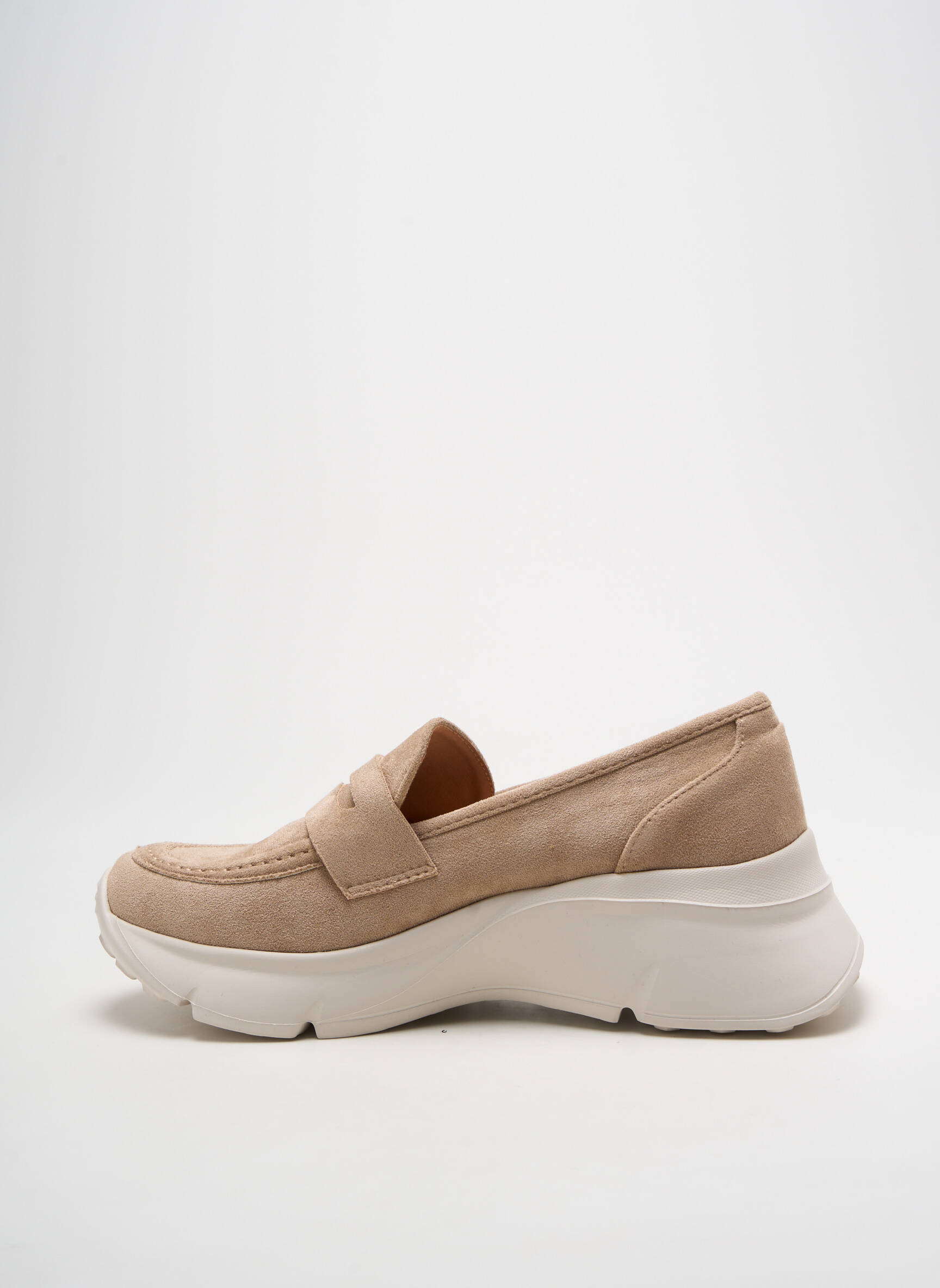 Mokasīnai apvalus mygtukas kulnas nuo 4 iki 6 cm bežinis IDEAL SHOES moteris