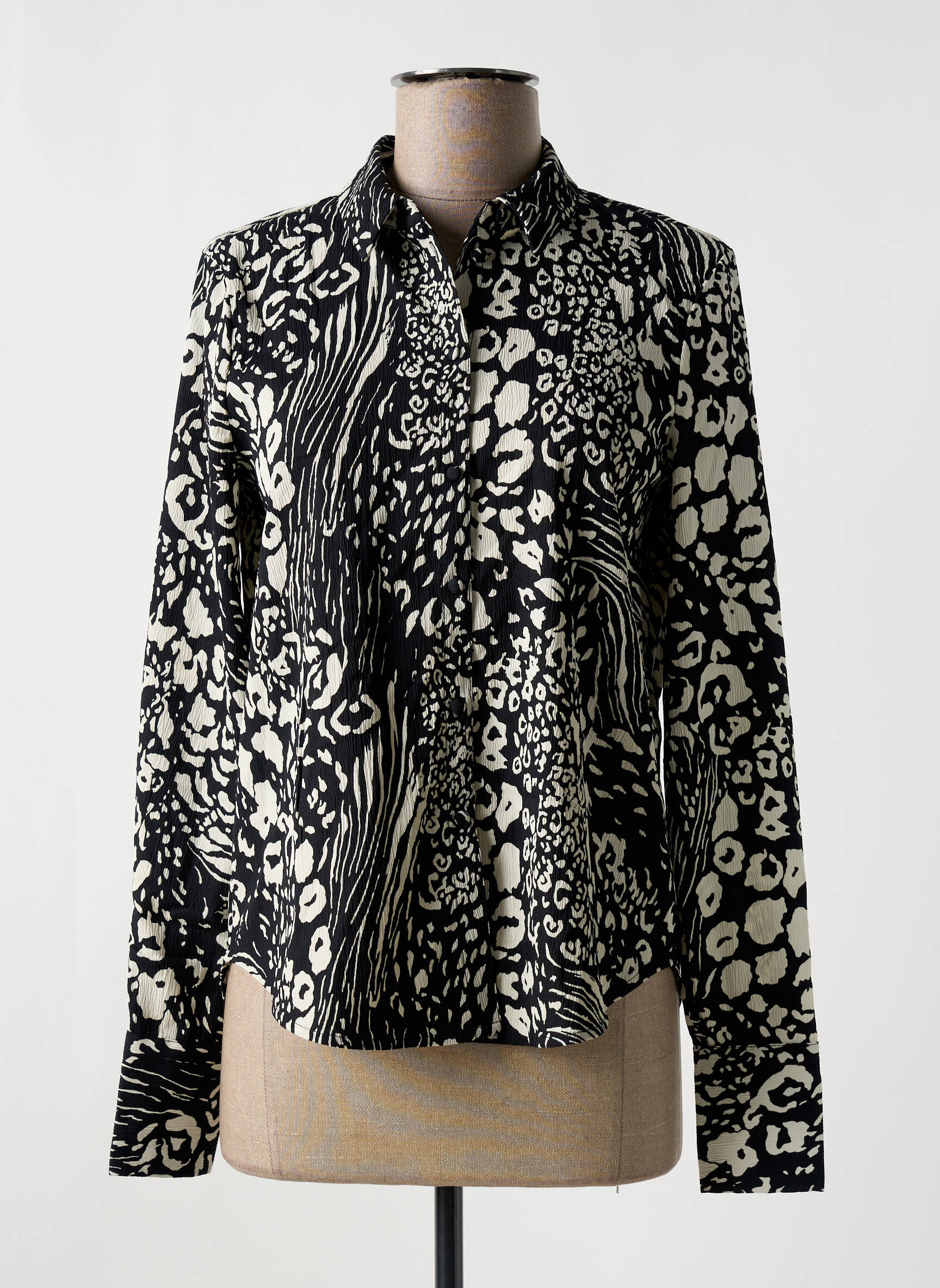 Moteriškas marškinys juodas VERO MODA moteris