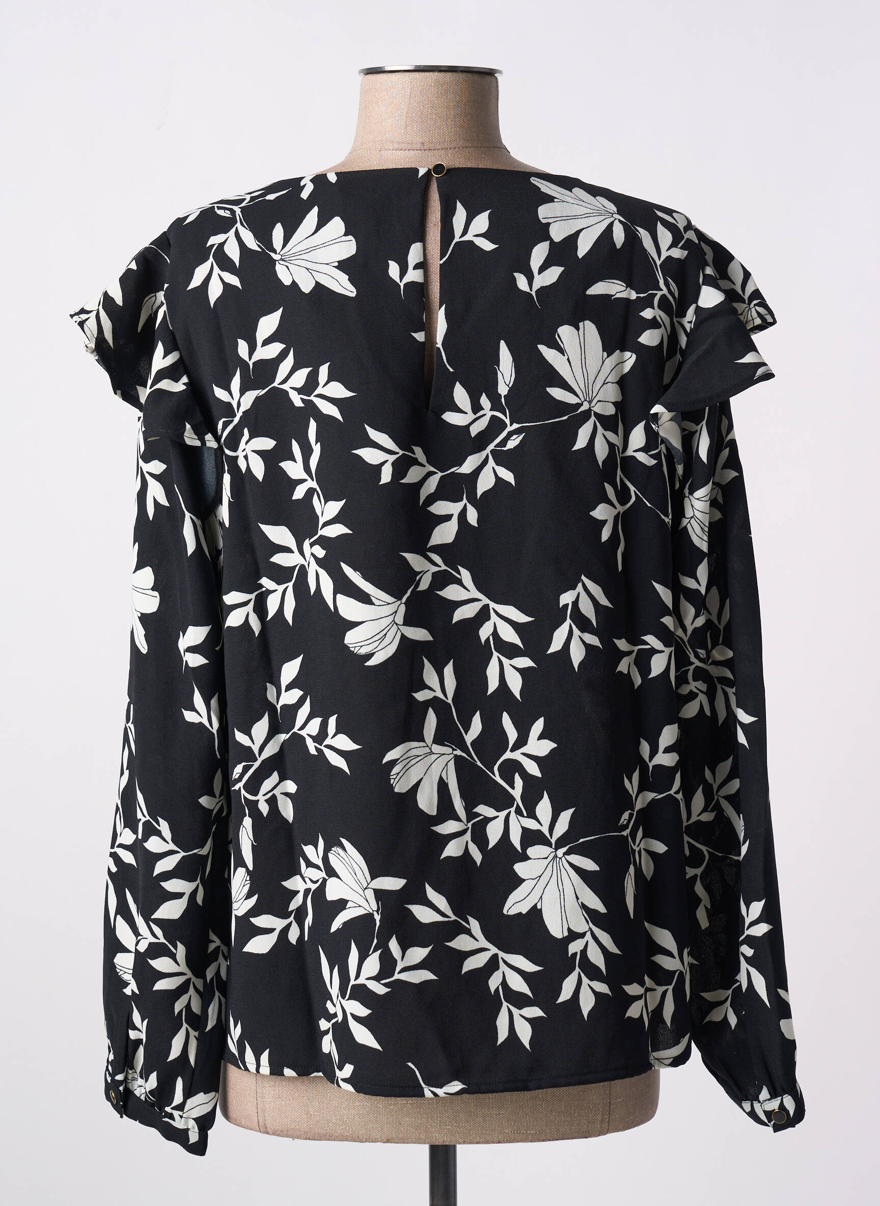Moteriškas marškinys juodas VERO MODA moteris