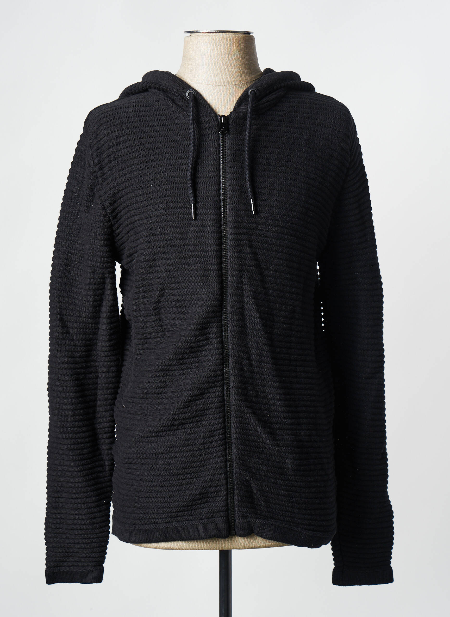 Kapišonas juodas JACK & JONES vyras