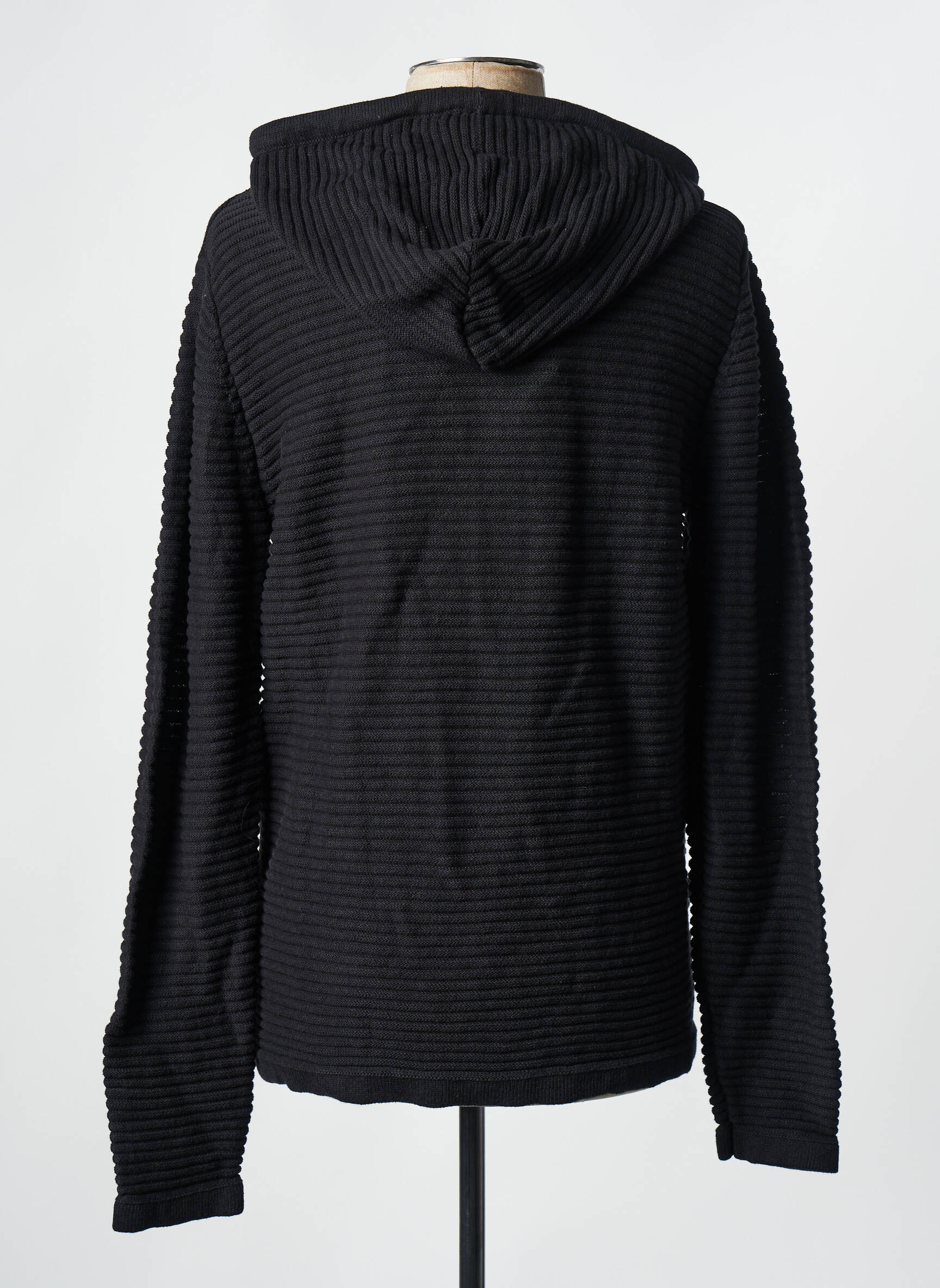 Kapišonas juodas JACK & JONES vyras