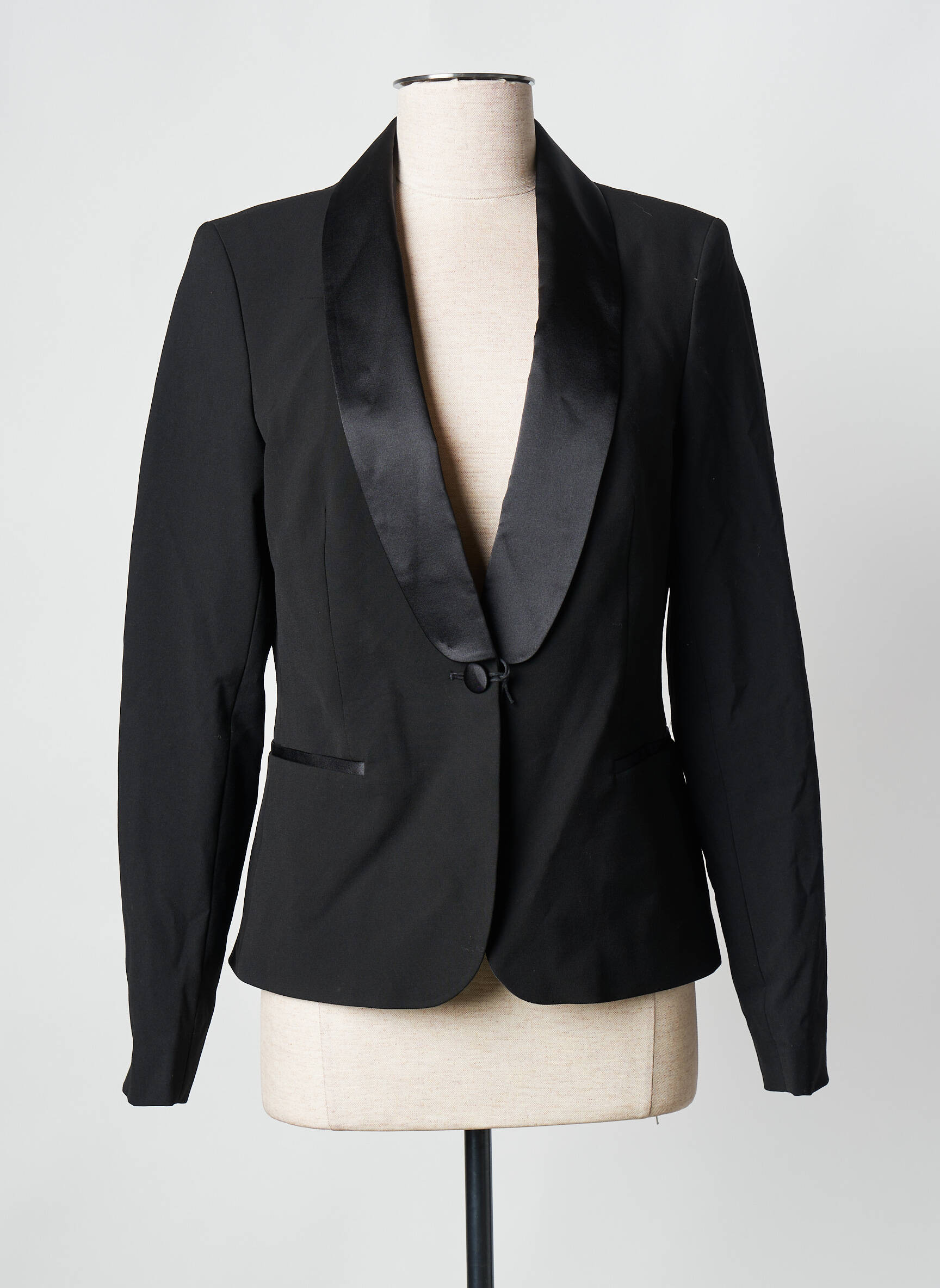 Švarkas juodas ASTRID BLACK LABEL moteris