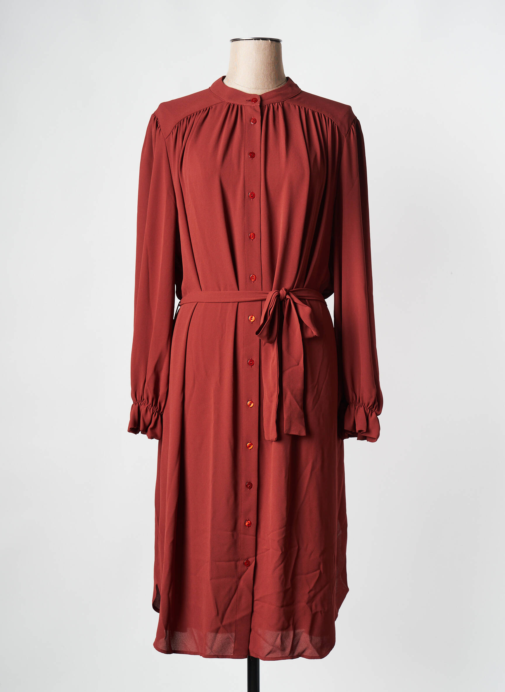 Pusilgių suknelė rudas MAT FASHION moteris