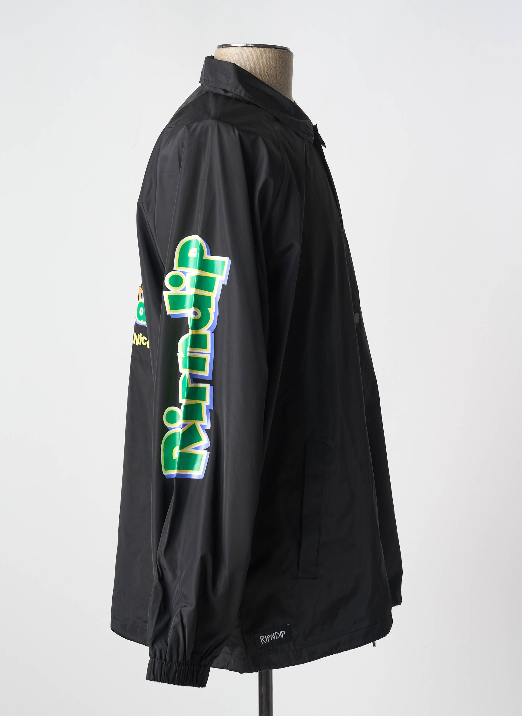Vėjo nepraleidėjas juodas RIPNDIP vyras