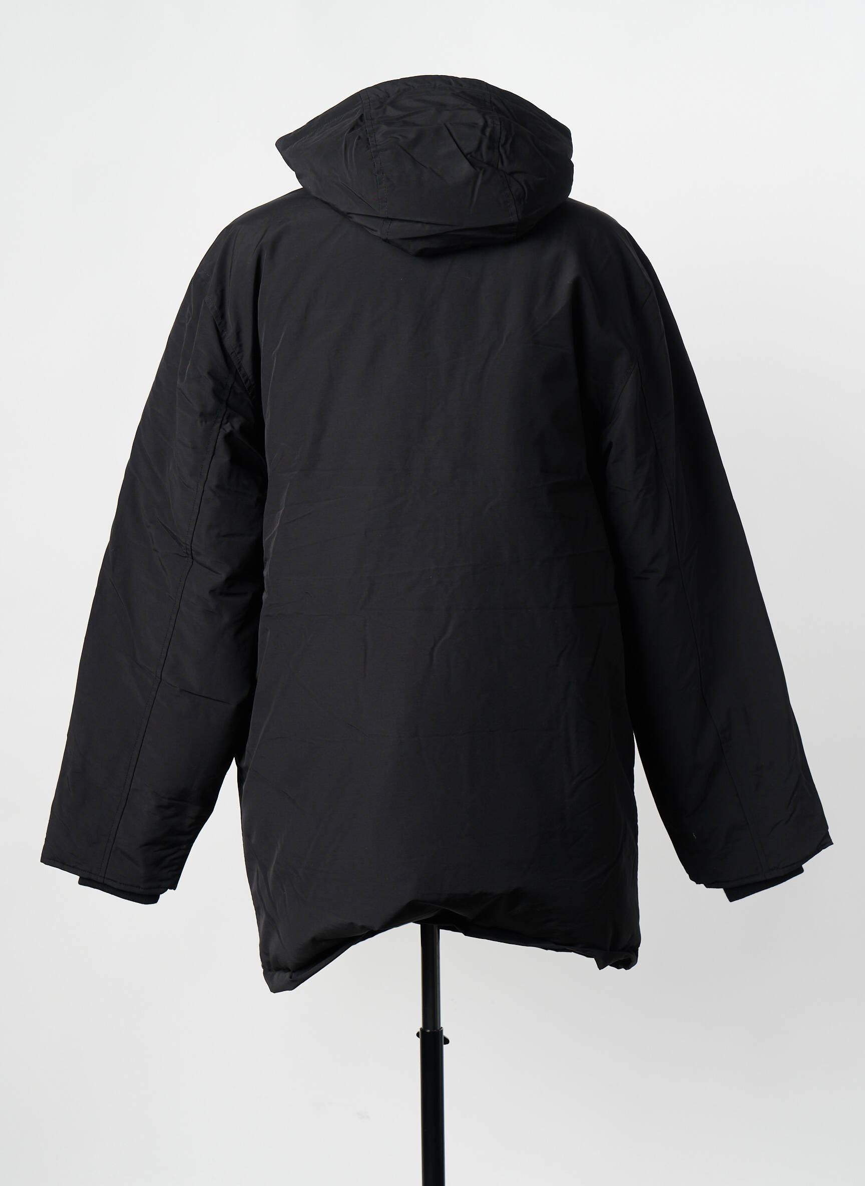 Parka juodas OBEY vyras