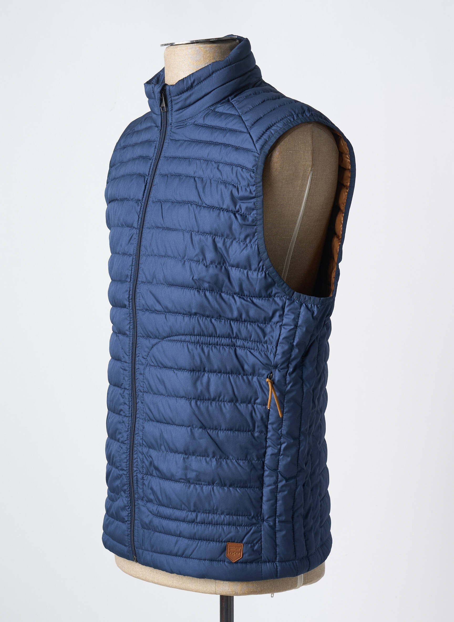 Pūkinė striukė aukšta apykaklė mėlyna JACK & JONES vyras