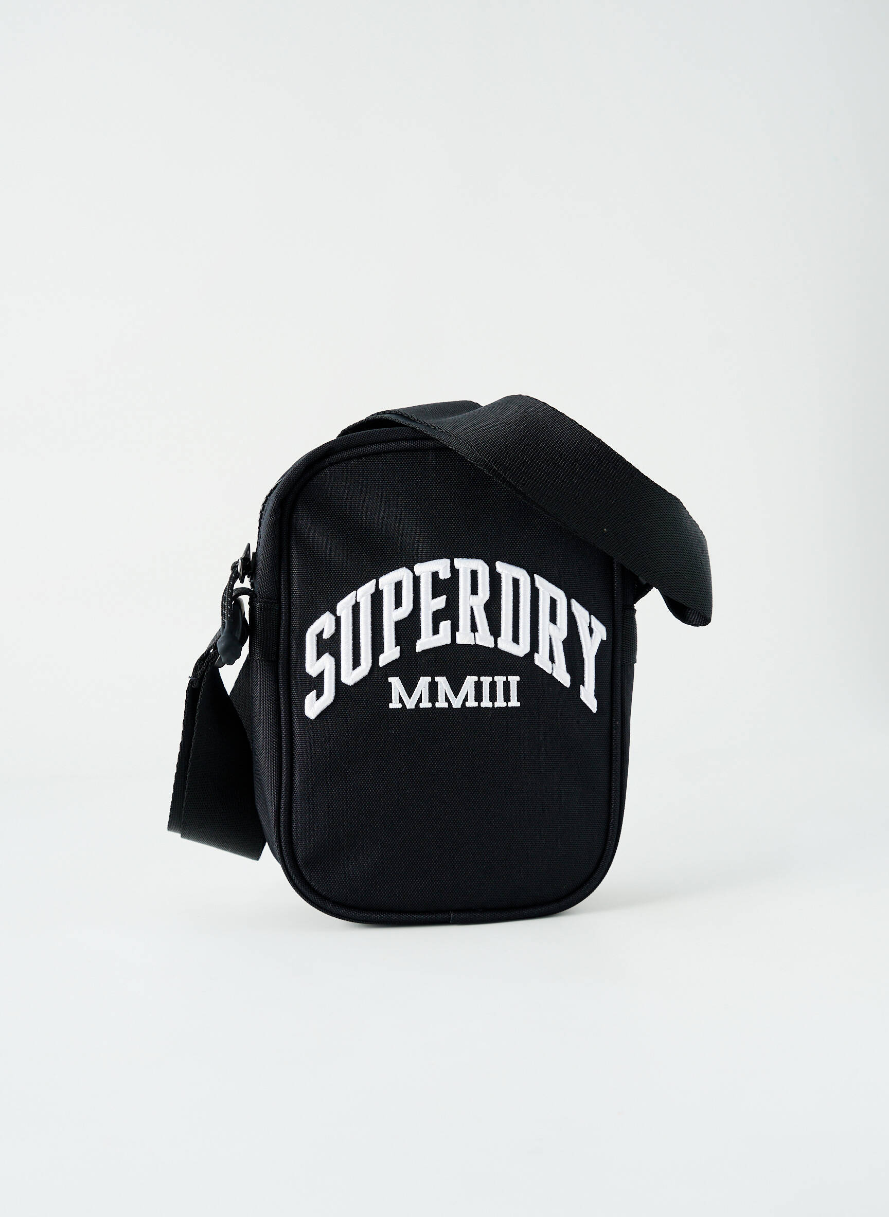 Krepšys juodas SUPERDRY vyras