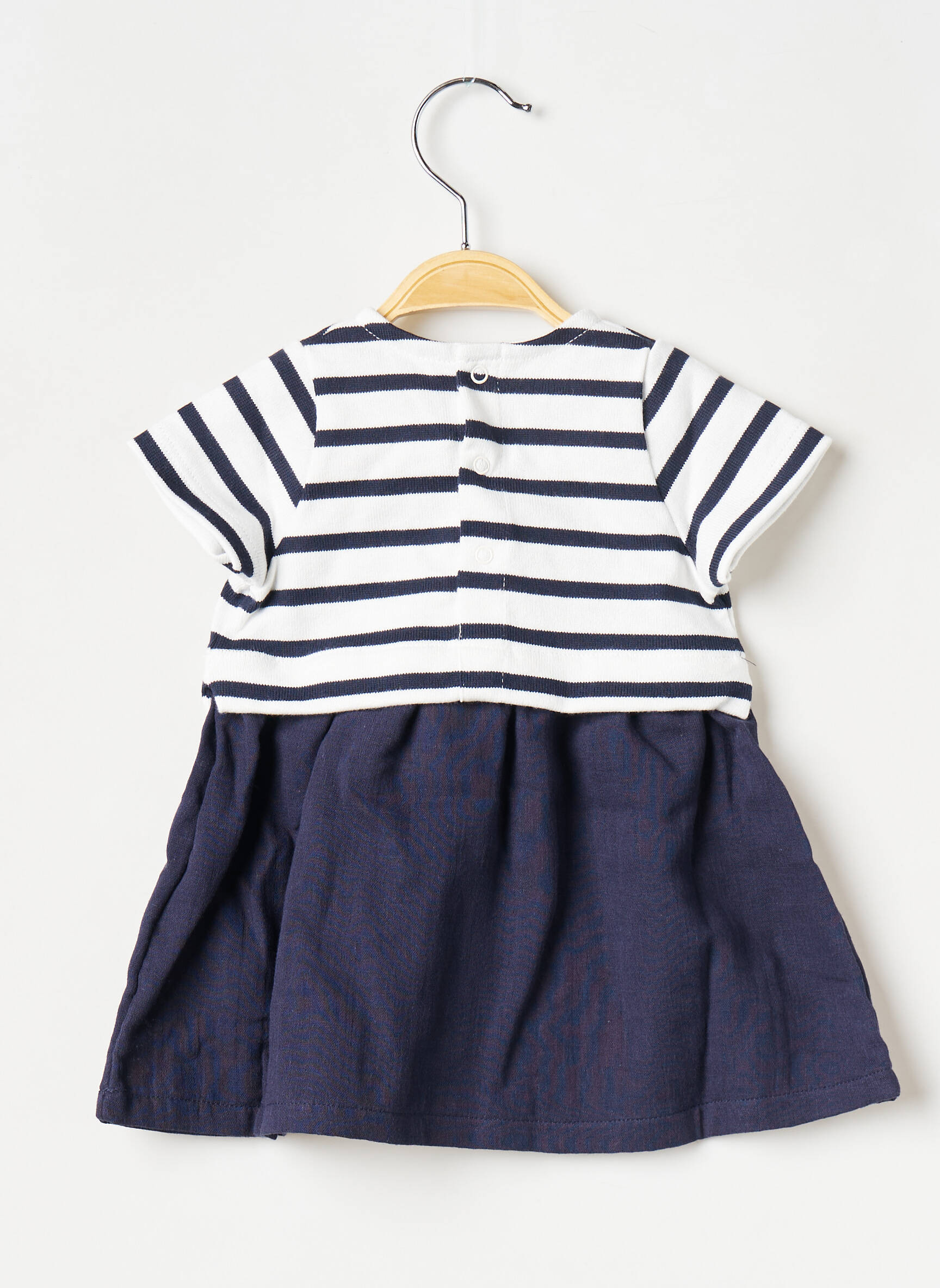 Pusilgių suknelė apvalus kaklas baltas PETIT BATEAU mergina