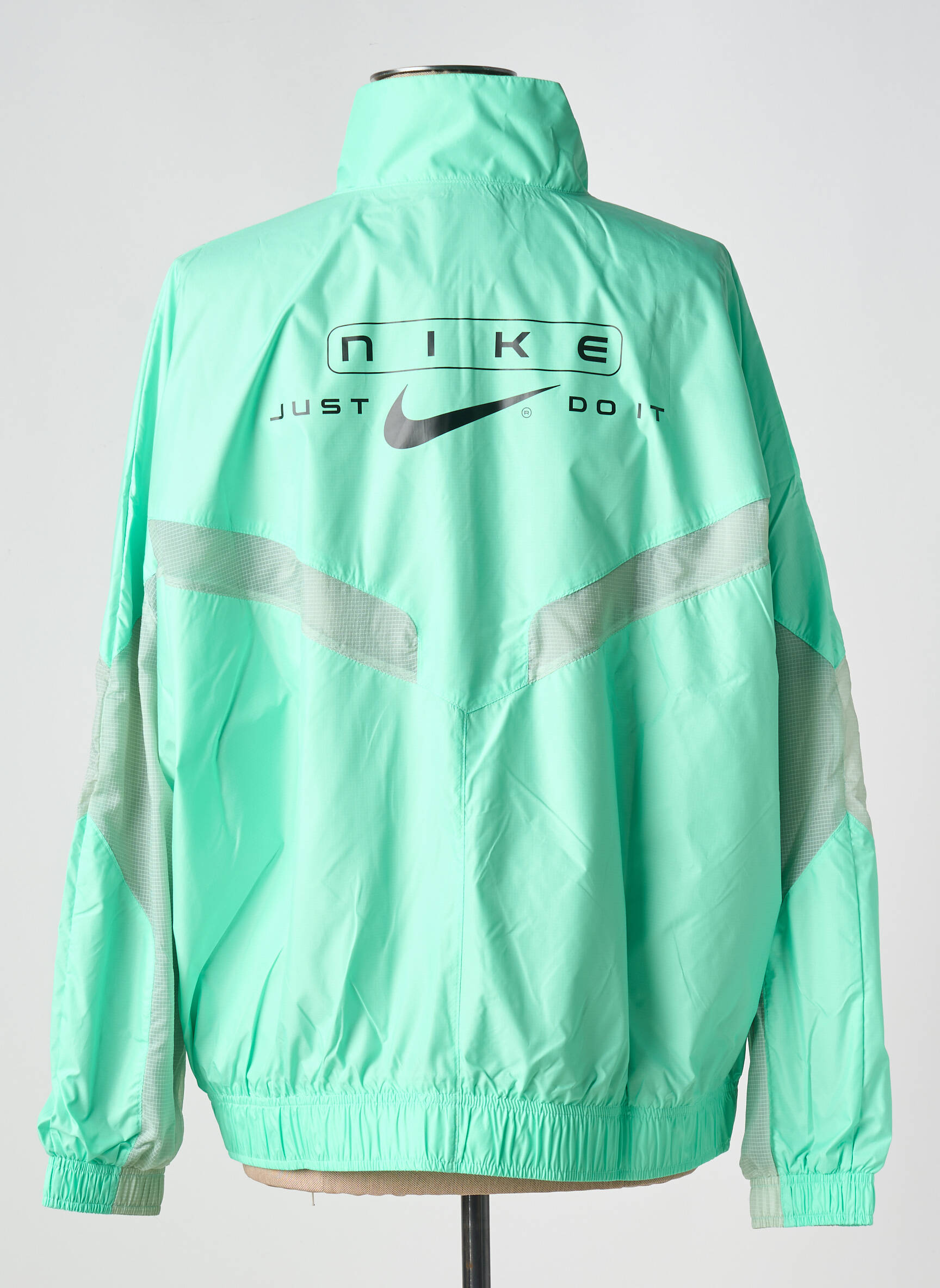 Kasdienis švarkas žalias NIKE moteris