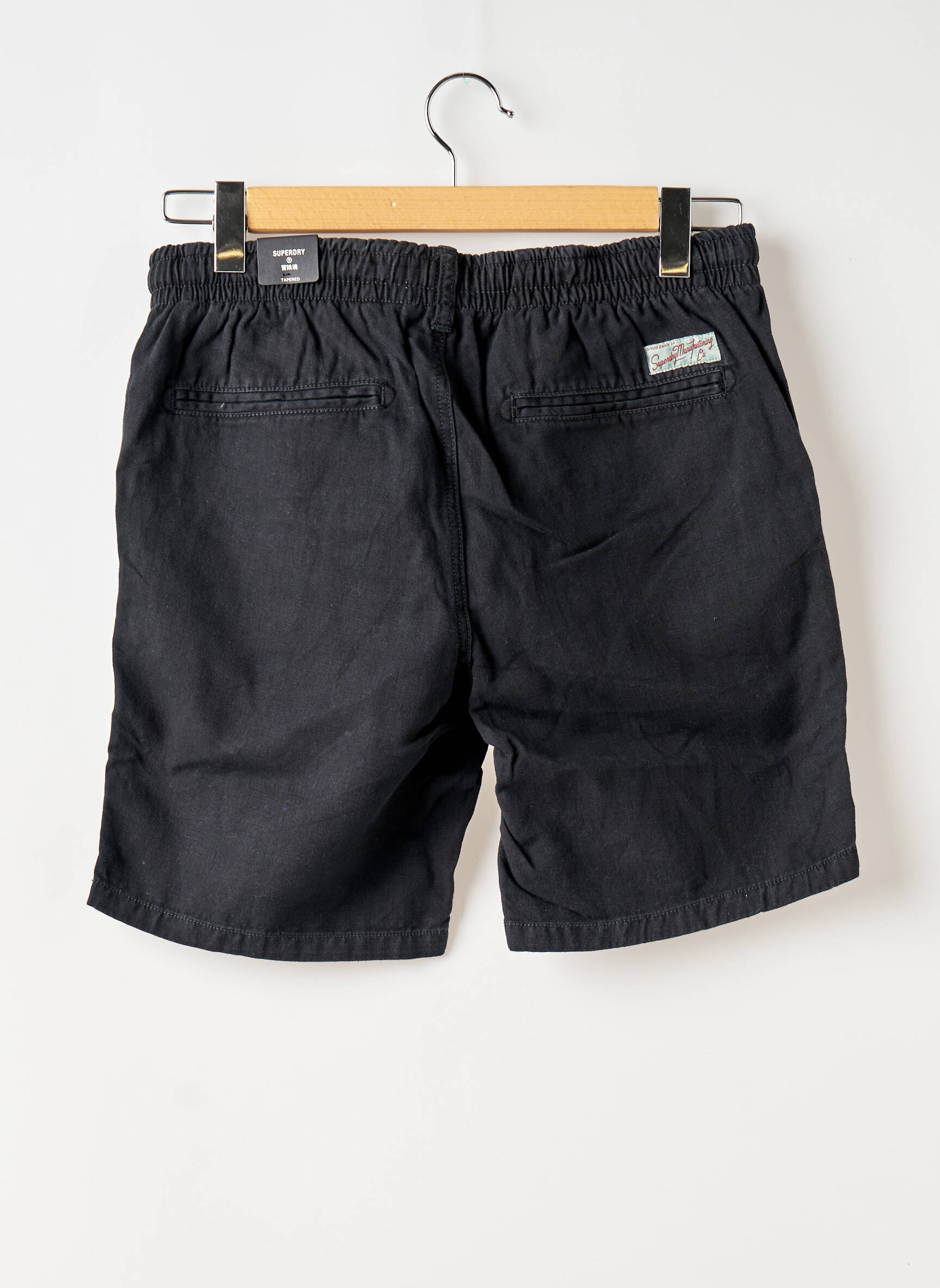Šortas juodas SUPERDRY vyras