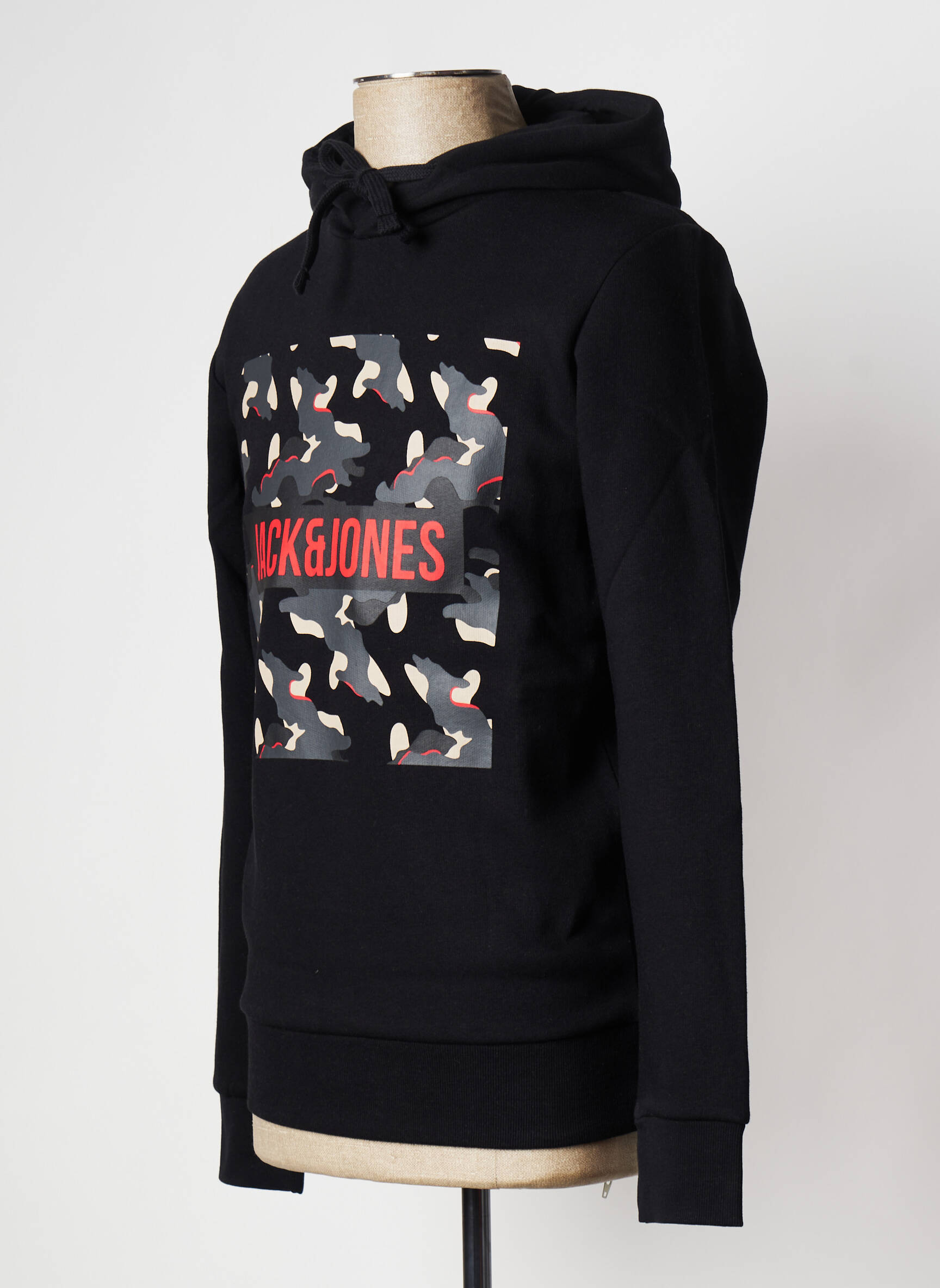 Kapišonas apvalus kaklas juodas JACK & JONES vyras