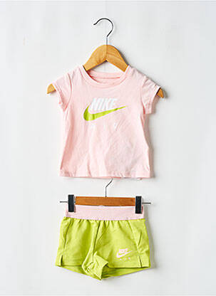 Šortų rinkinys daugiaspalvis NIKE mergina