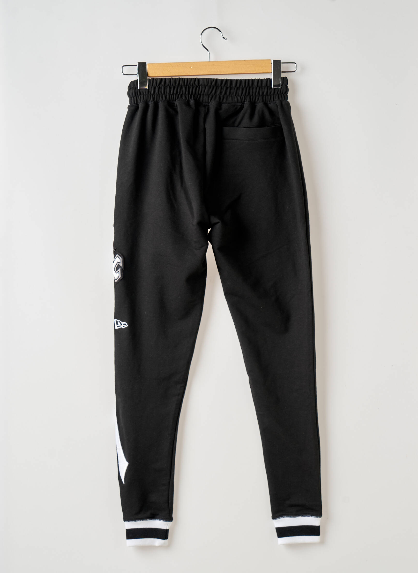 Joggins juodas NEW ERA unisexas