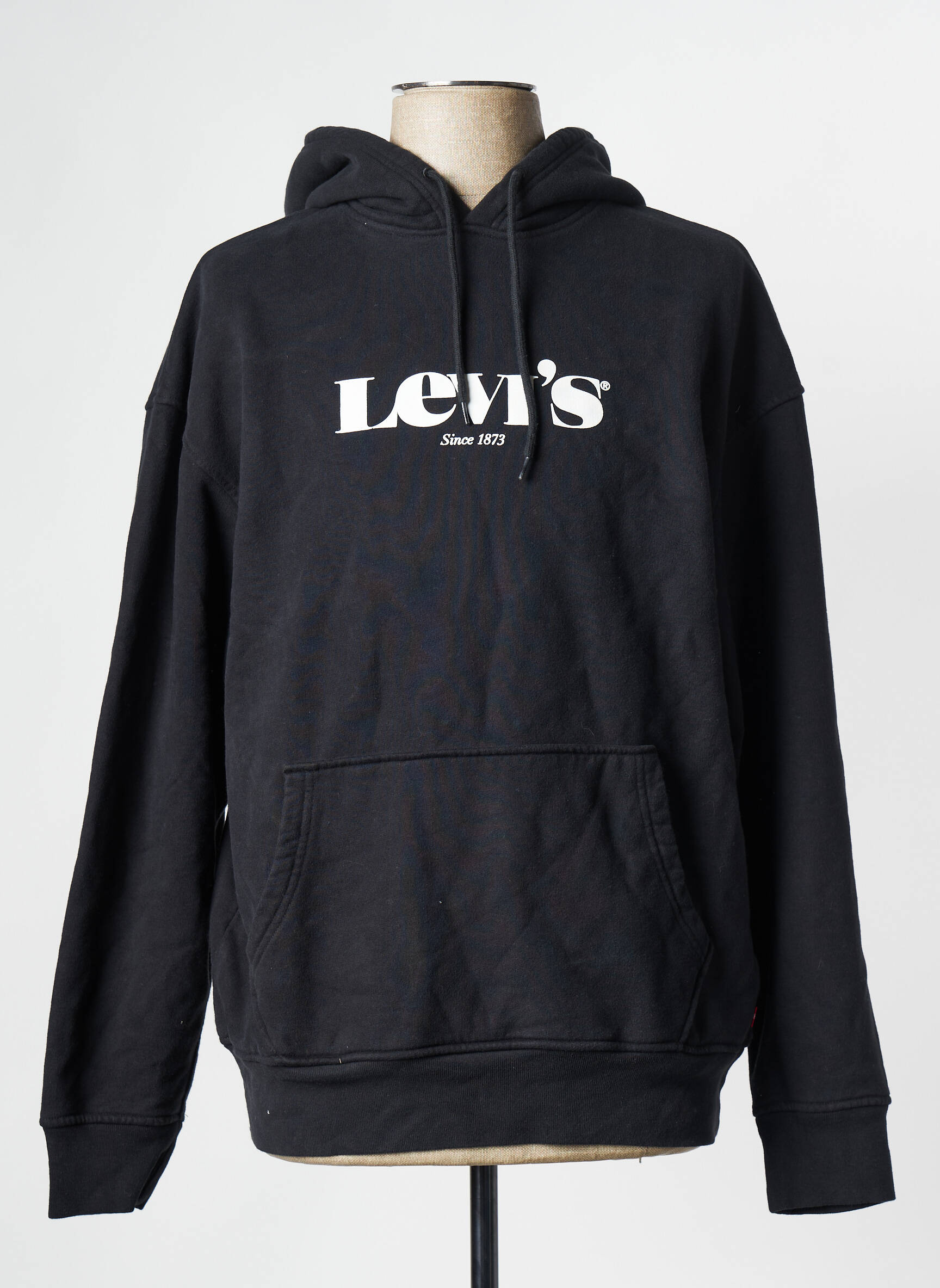 Mikroskopas juodas LEVI'S vyras