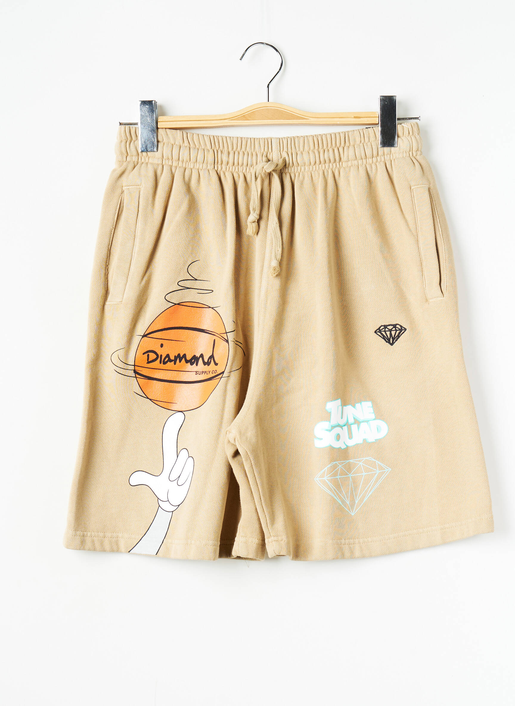Šortas rudas DIAMOND SUPPLY CO vyras