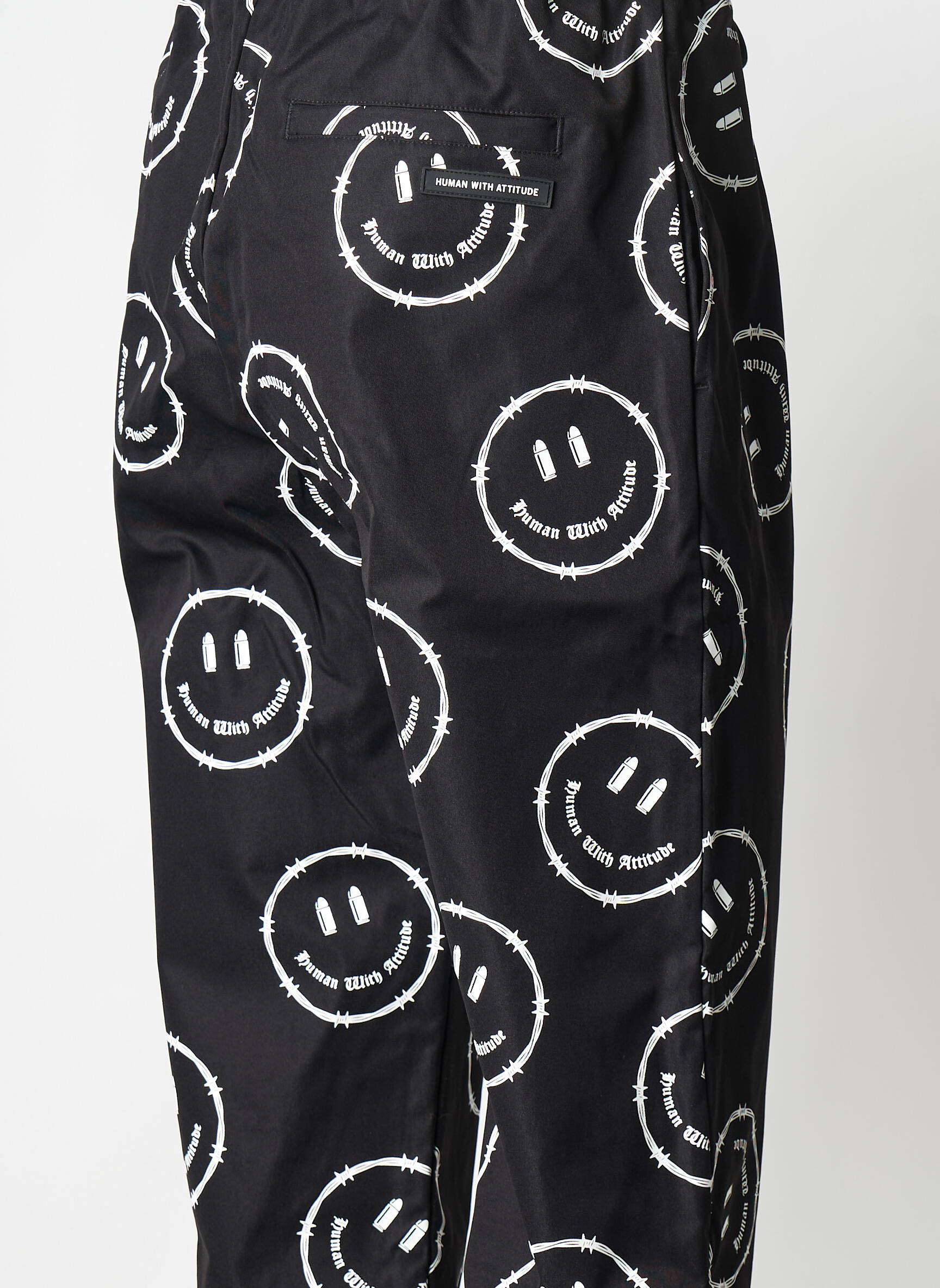 Joggins juodas HUMAN WITH ATTITUDE vyras