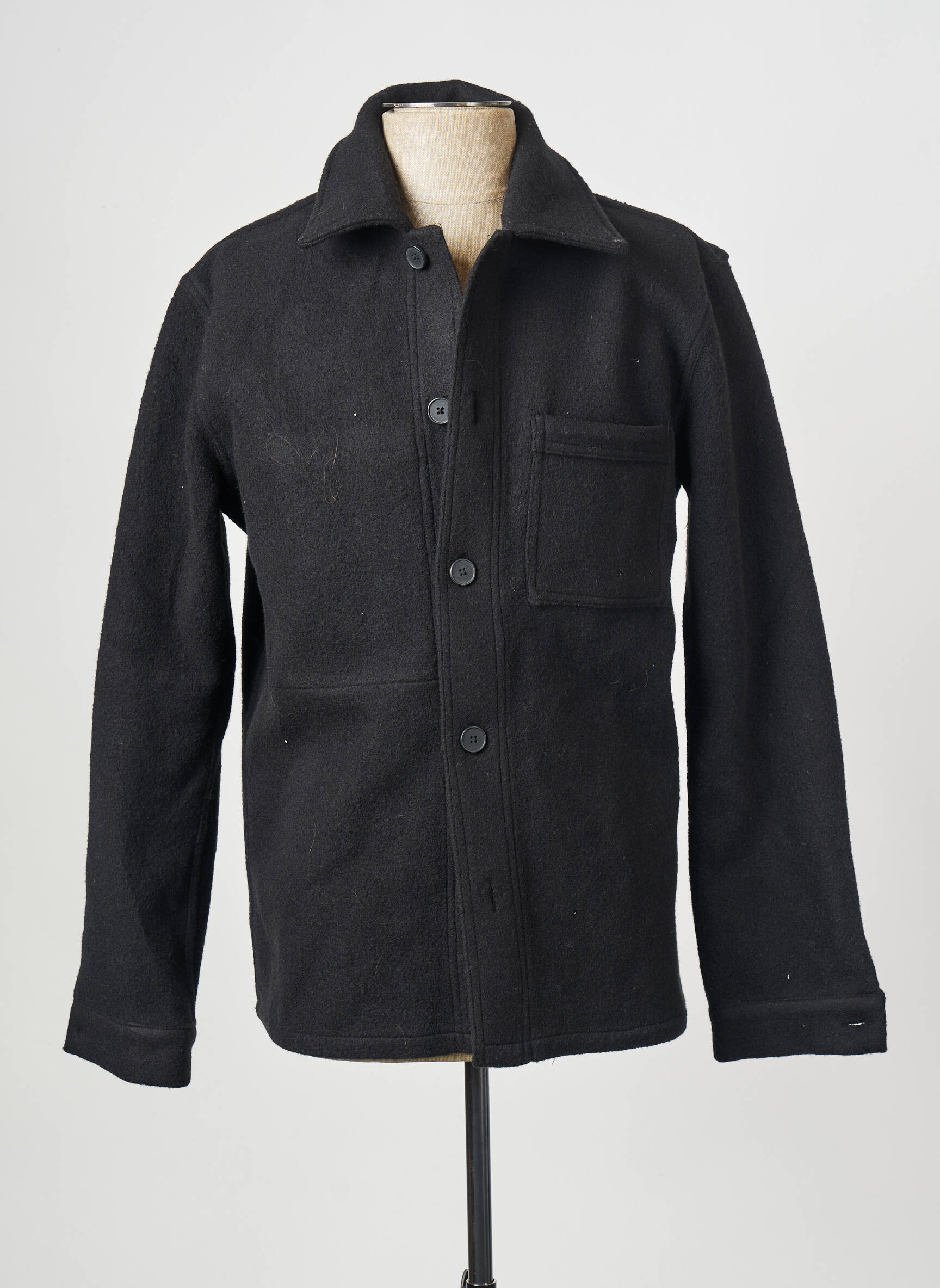 Kasdienis švarkas juodas MINIMUM vyras