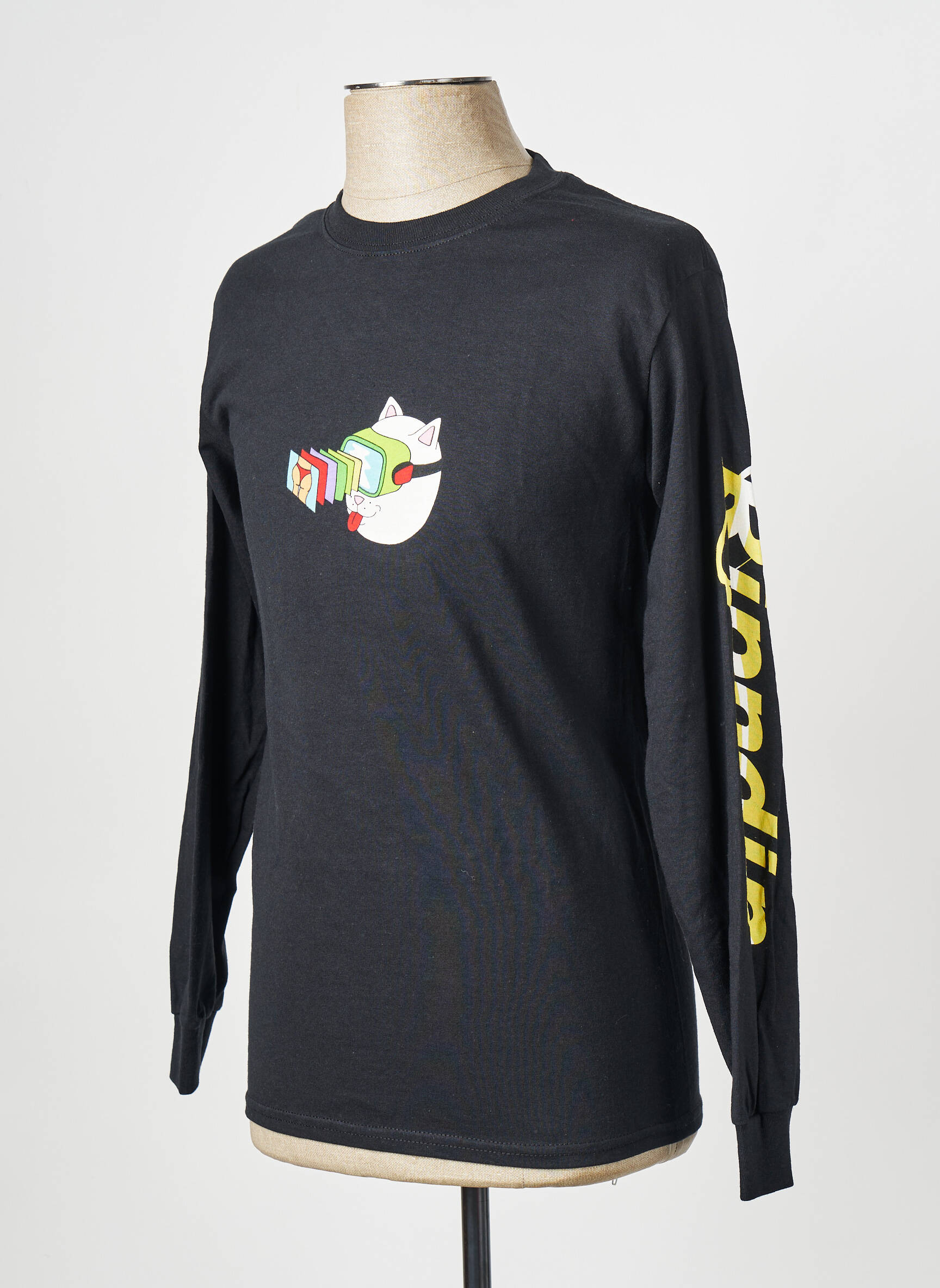 T-marškinys juodas RIPNDIP vyras