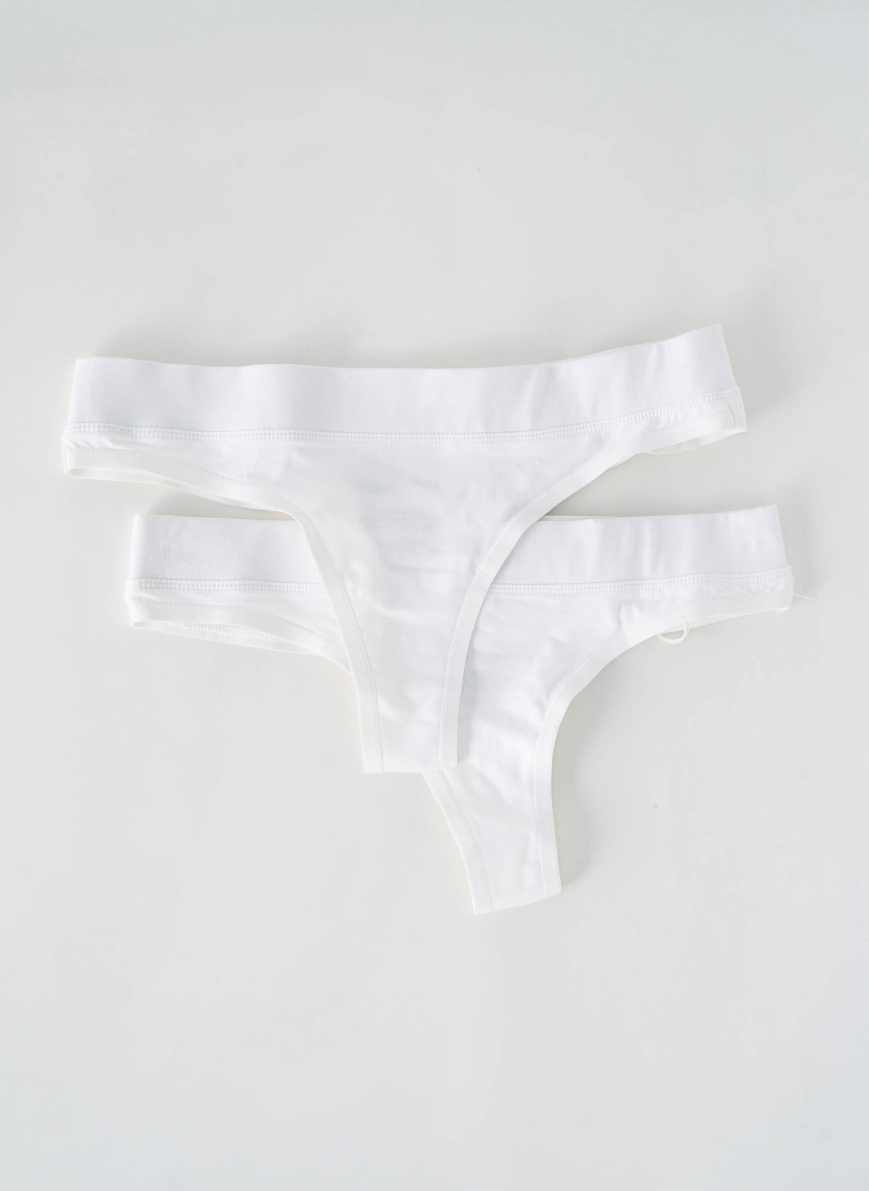 Tanga baltas ORGANIC BASICS moteris