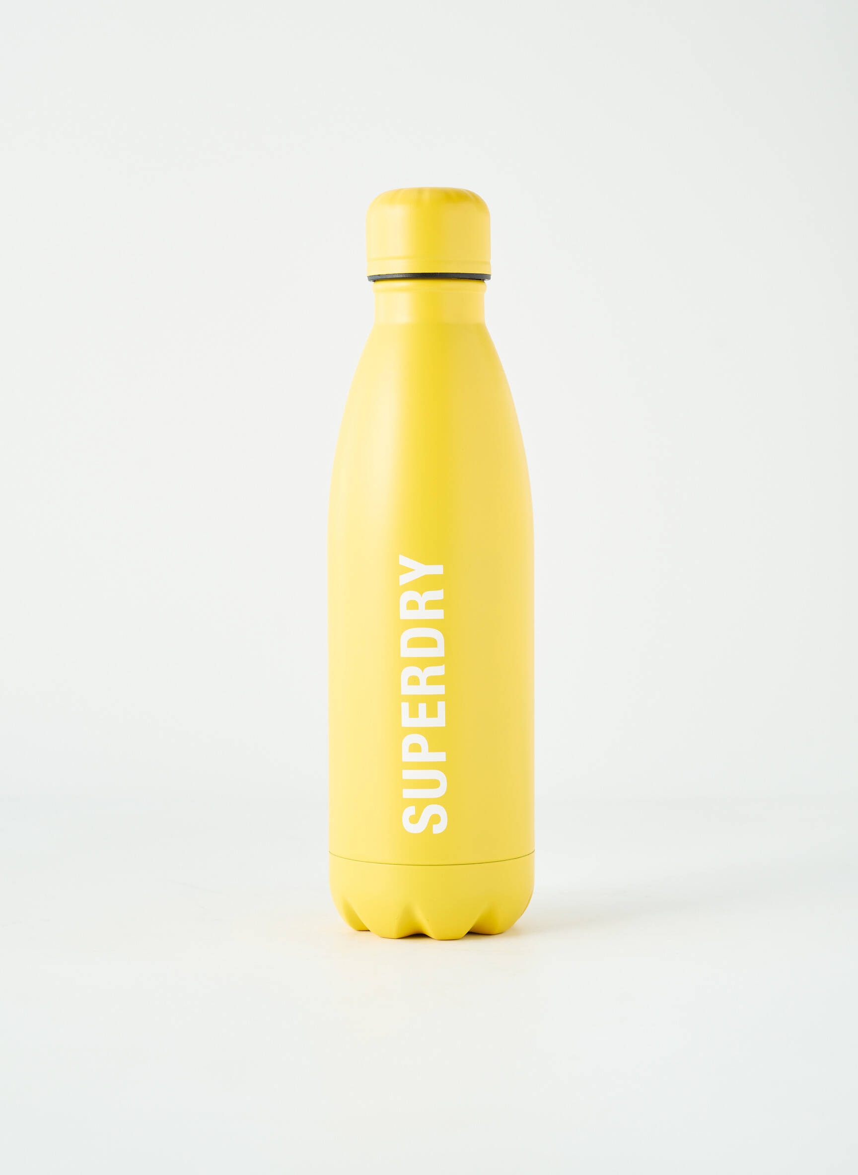Įvairūs namų produktai geltona SUPERDRY unisexas