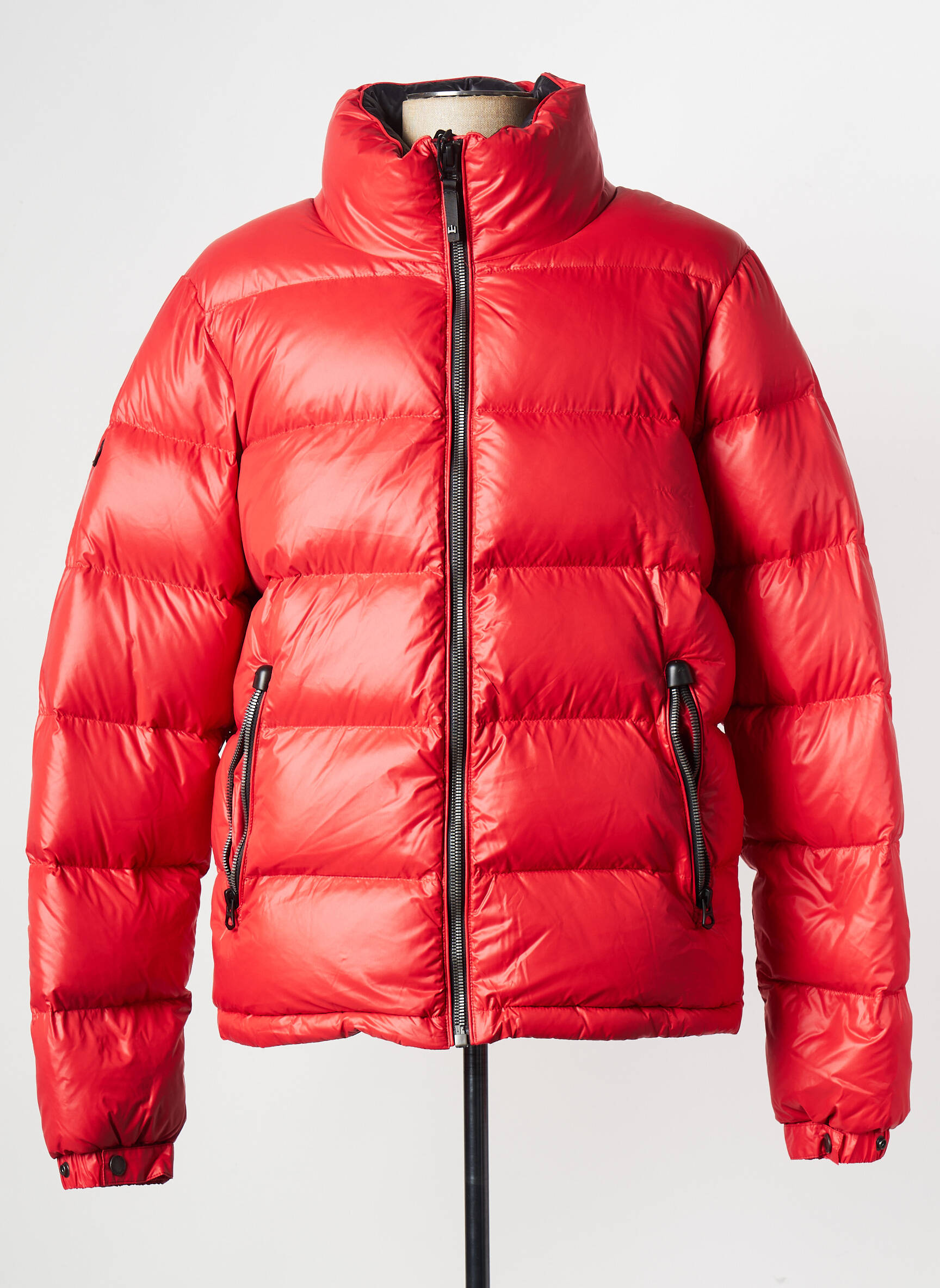 Pūkinė striukė raudona SUPERDRY vyras