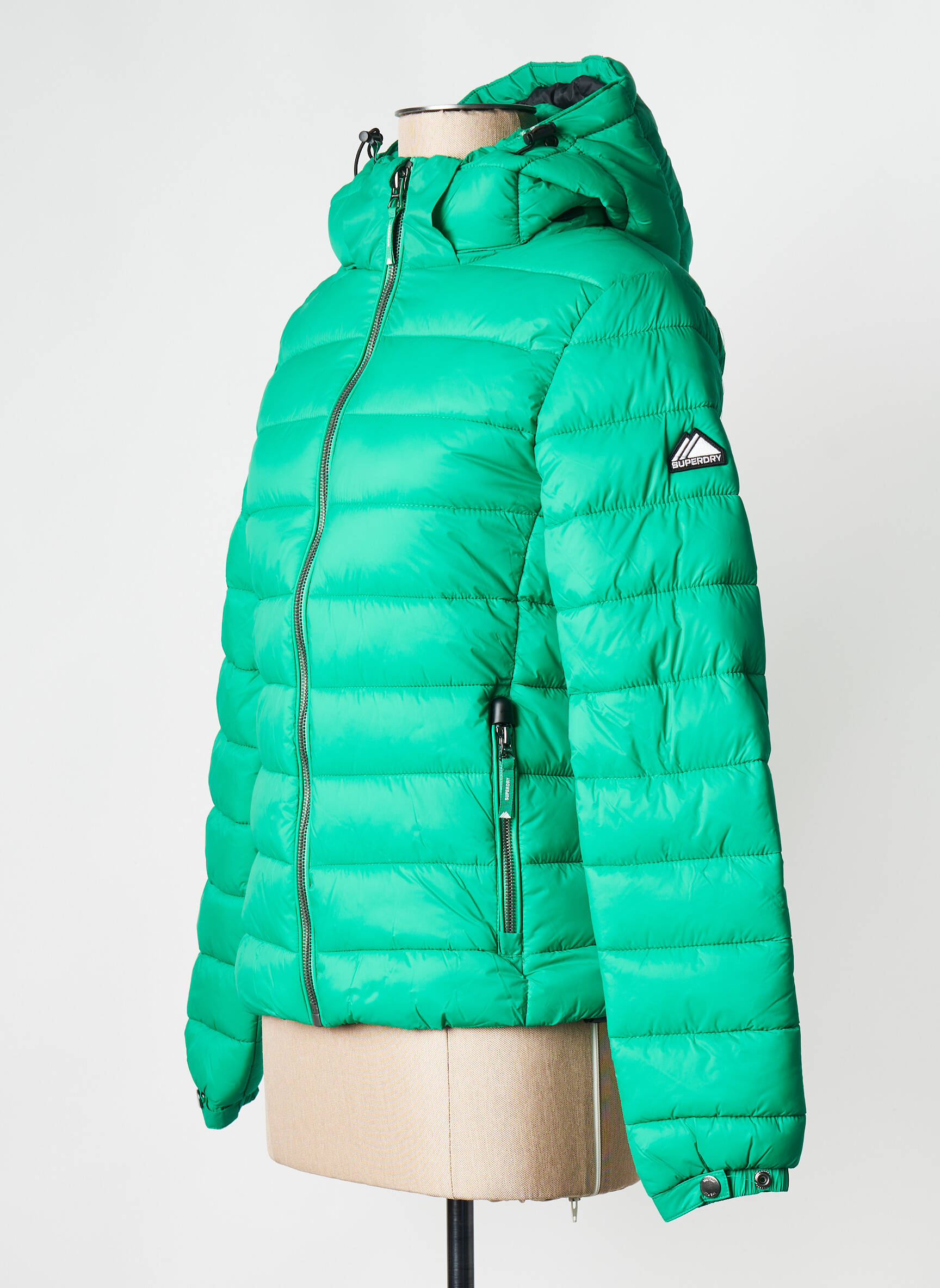 Pūkinė striukė žalias SUPERDRY moteris